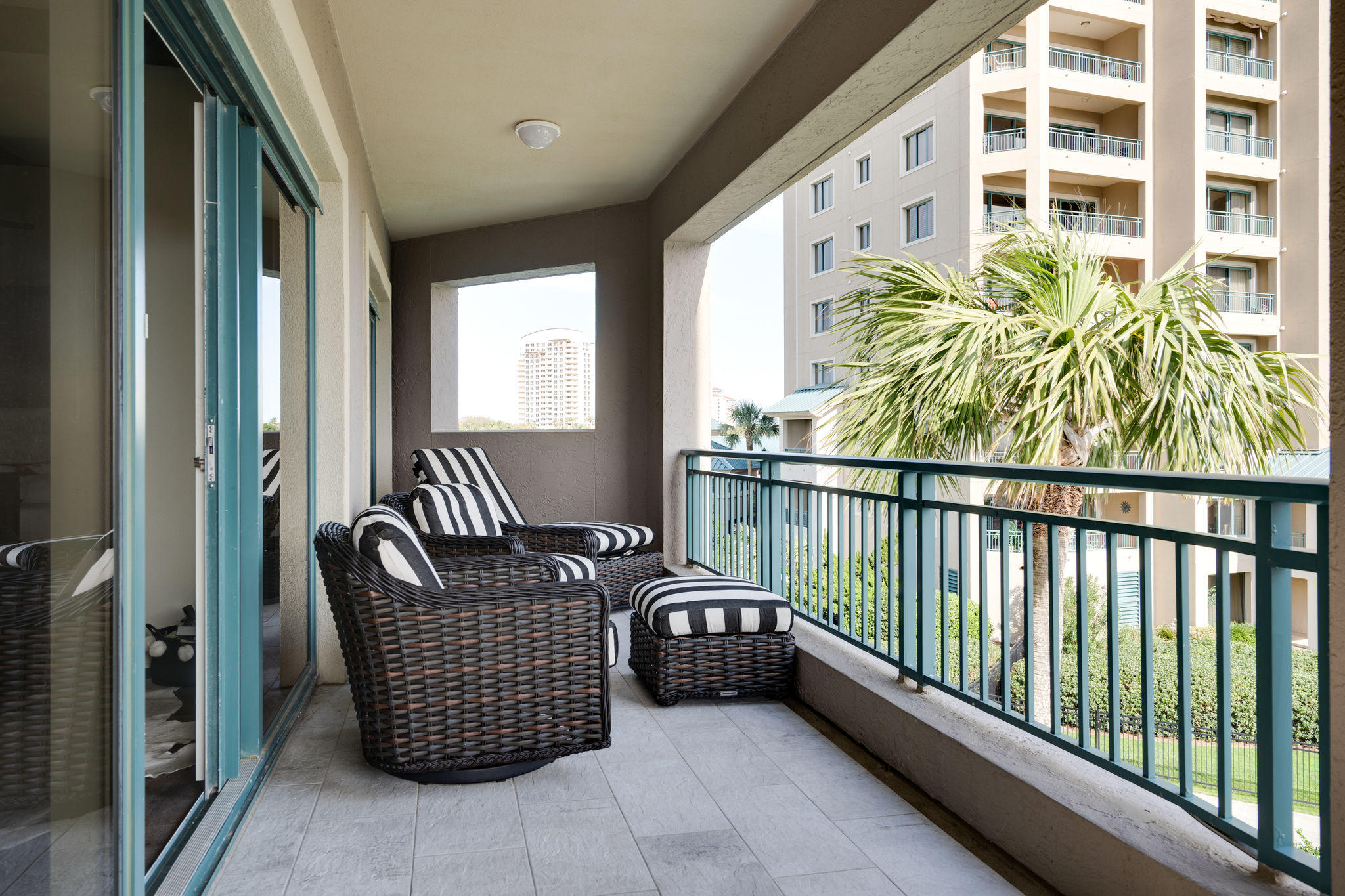 SOUTHWINDS III - Residential