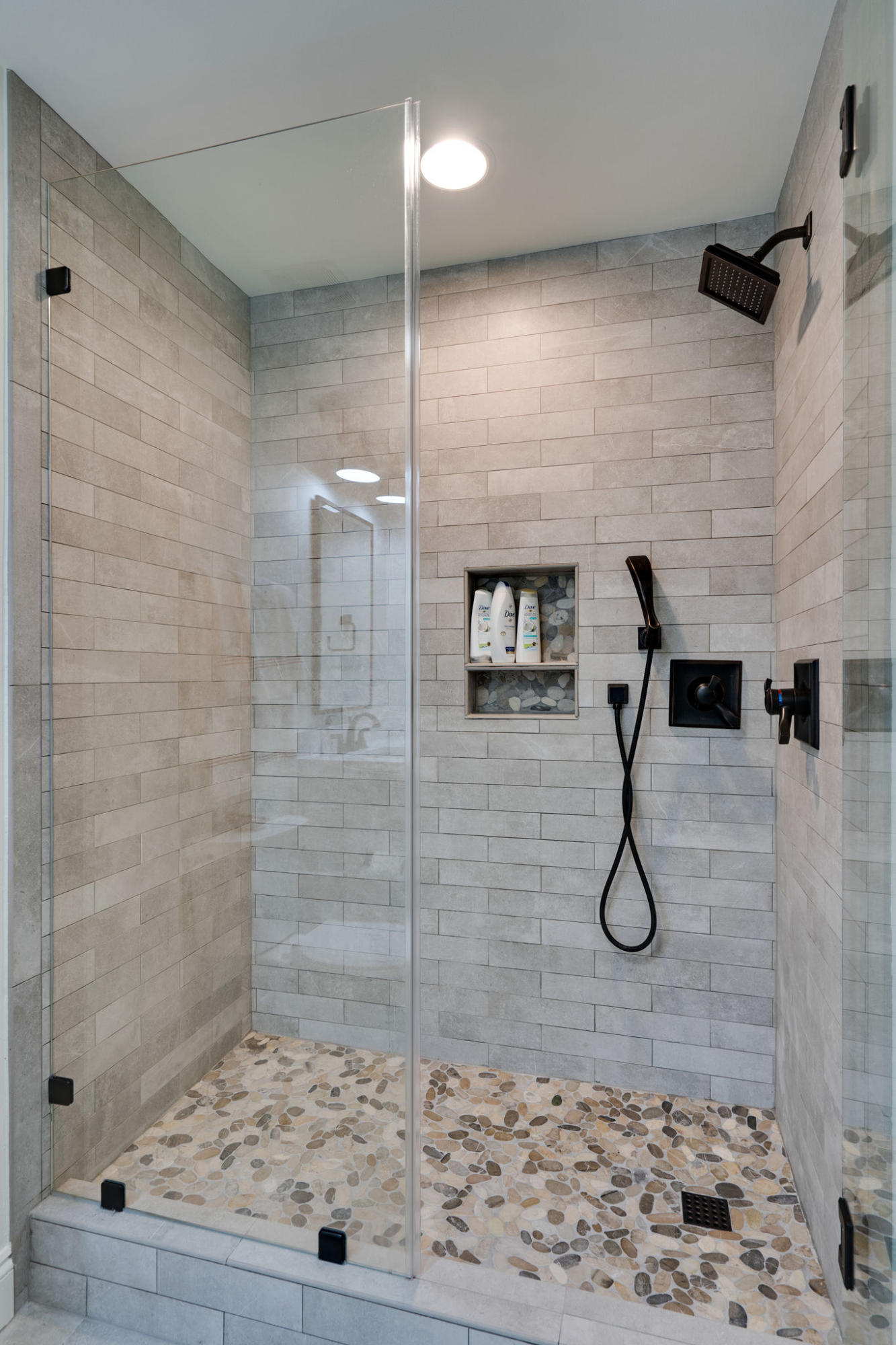 SOUTHWINDS III - Residential