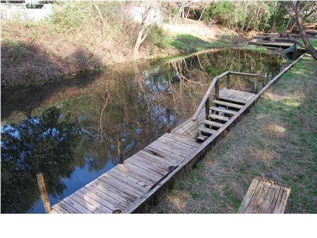 ROCKY BAYOU COUNTRY CLUB ESTATES 4 - Residential