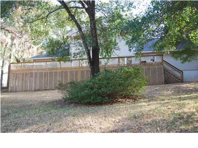 ROCKY BAYOU COUNTRY CLUB ESTATES 4 - Residential