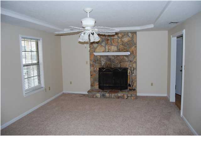 ROCKY BAYOU COUNTRY CLUB ESTATES 4 - Residential