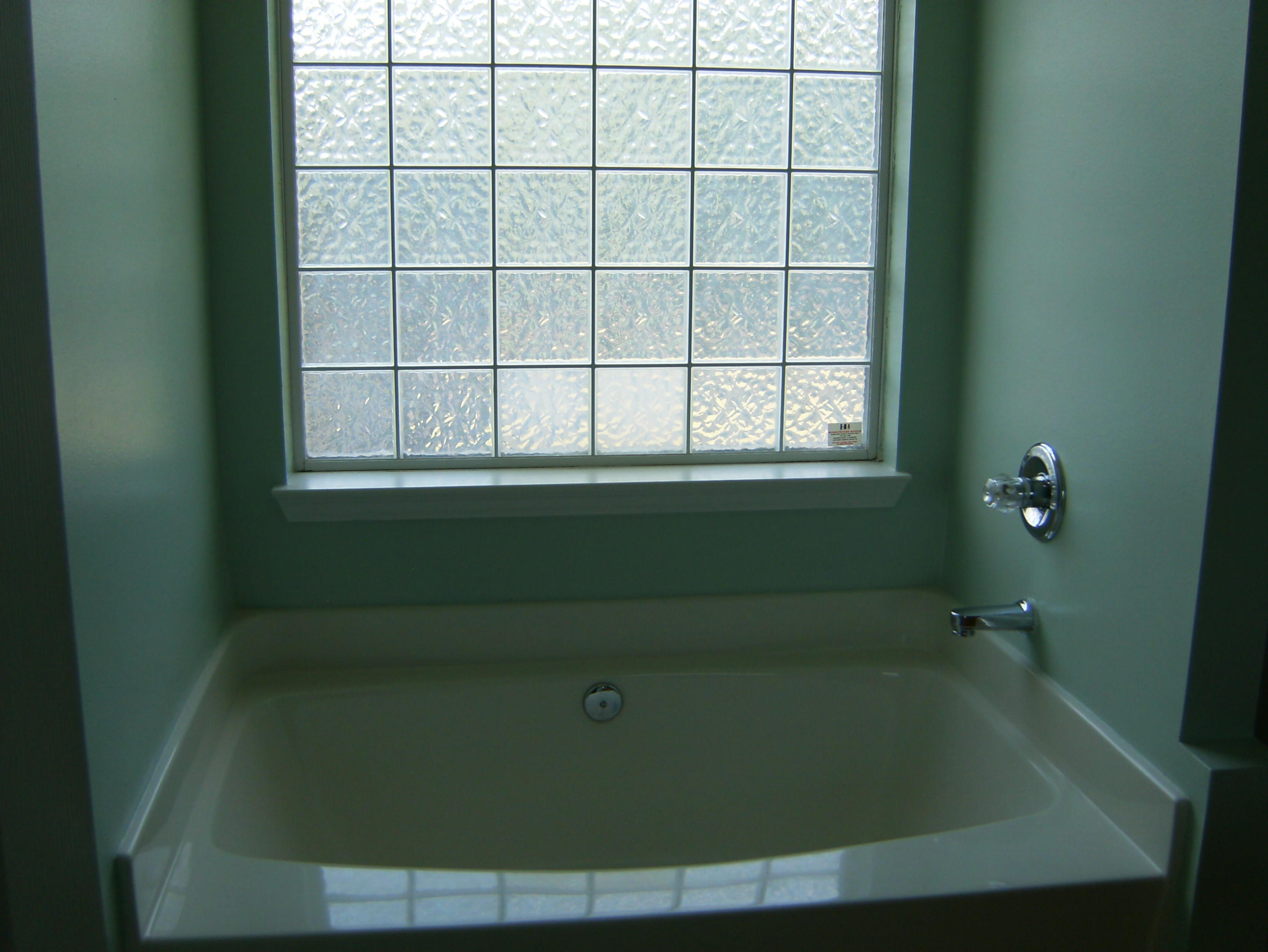 RIVERCHASE S/D PH 1 - Residential