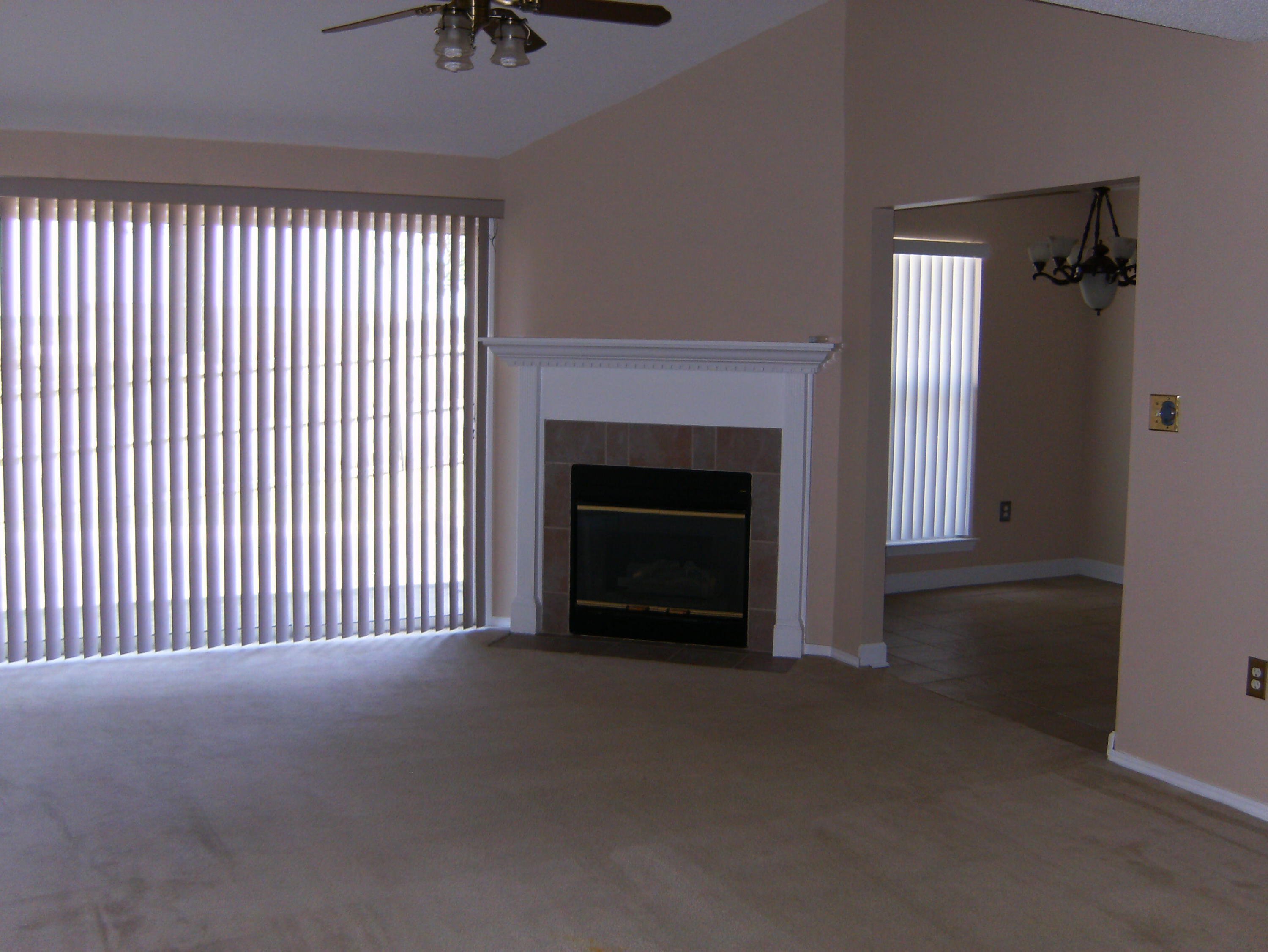 RIVERCHASE S/D PH 1 - Residential