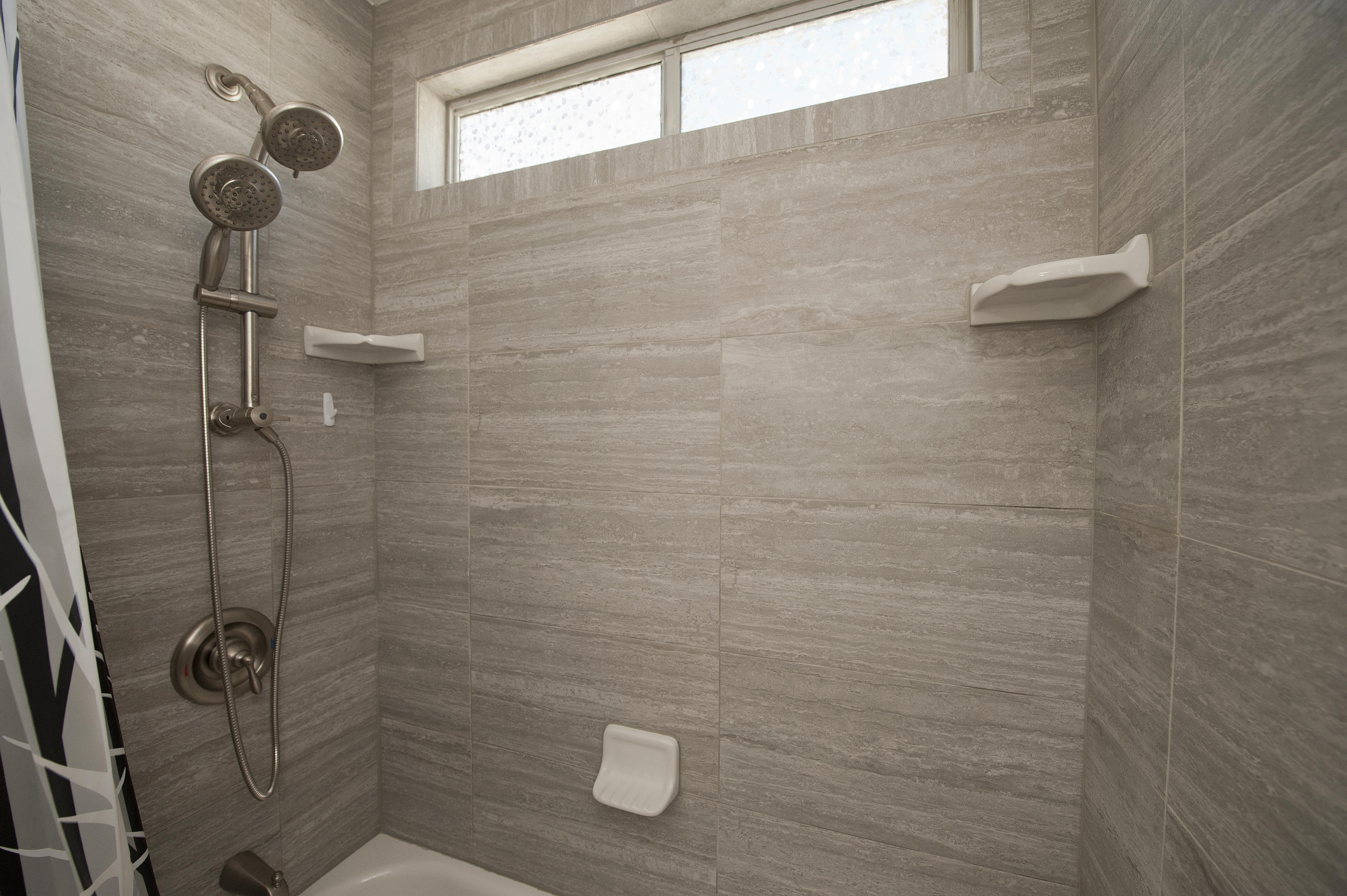 SHALIMAR WOODS S/D LOT 4 - Residential