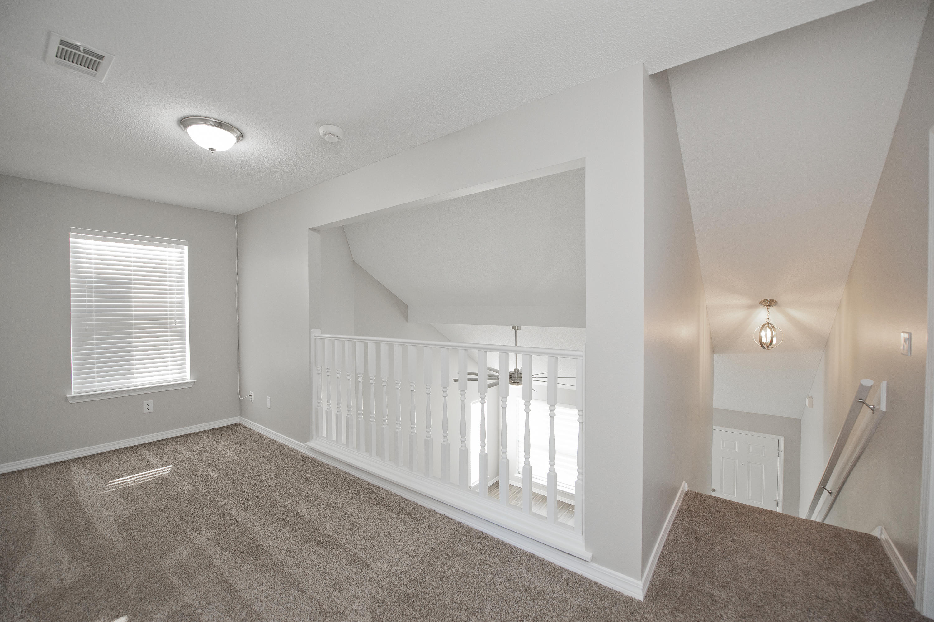 SHALIMAR WOODS S/D LOT 4 - Residential