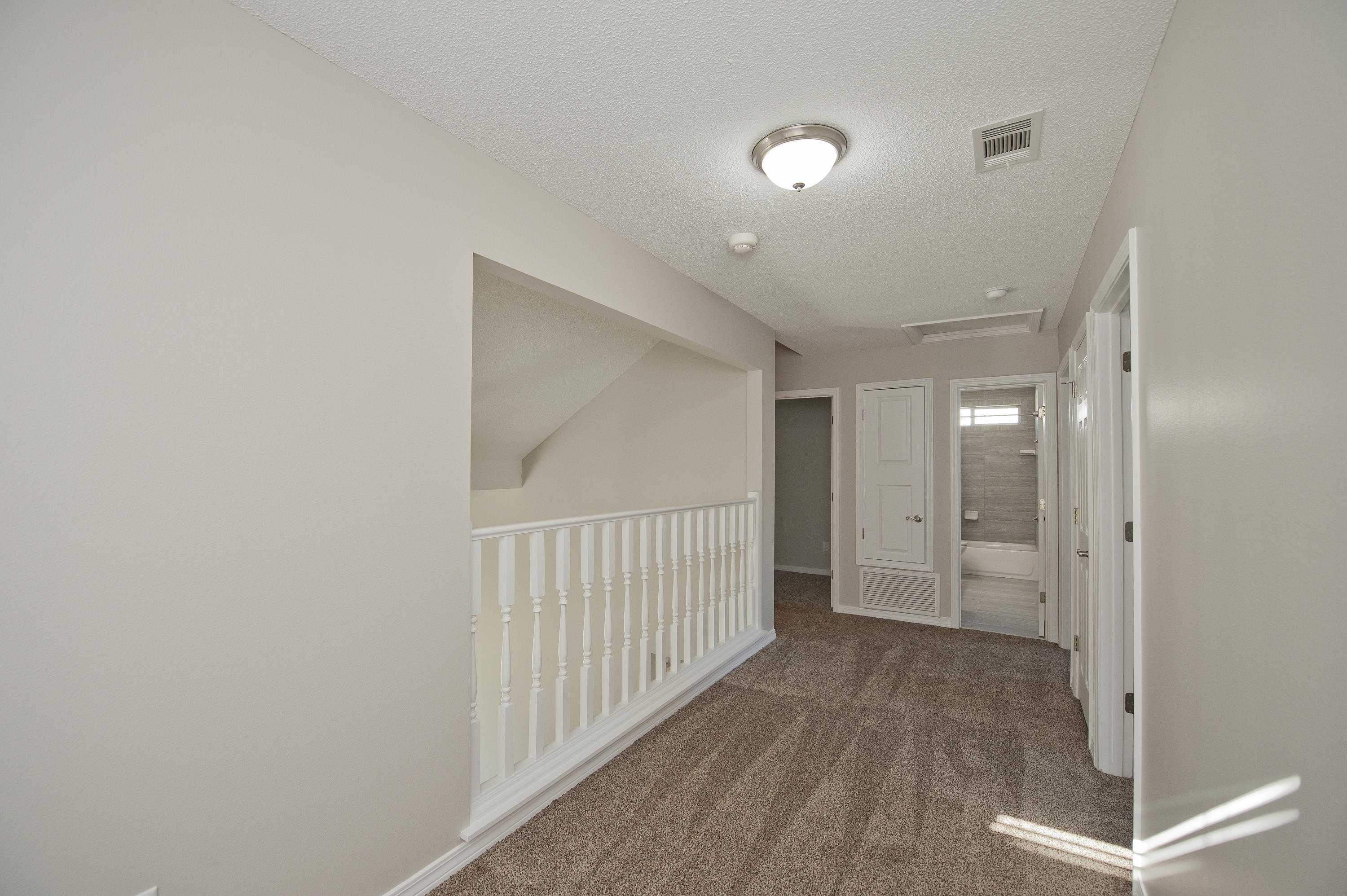 SHALIMAR WOODS S/D LOT 4 - Residential