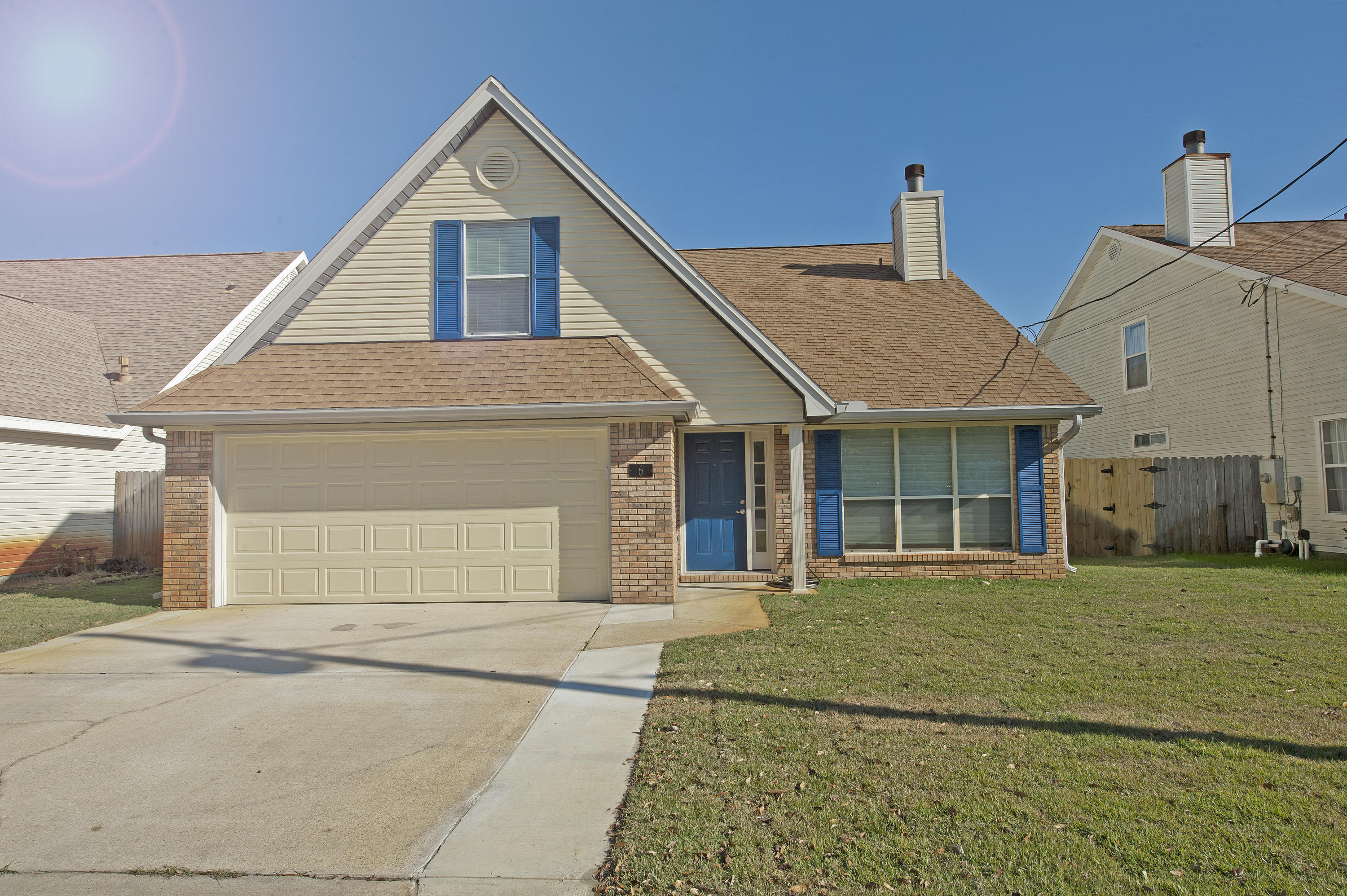 SHALIMAR WOODS S/D LOT 4 - Residential