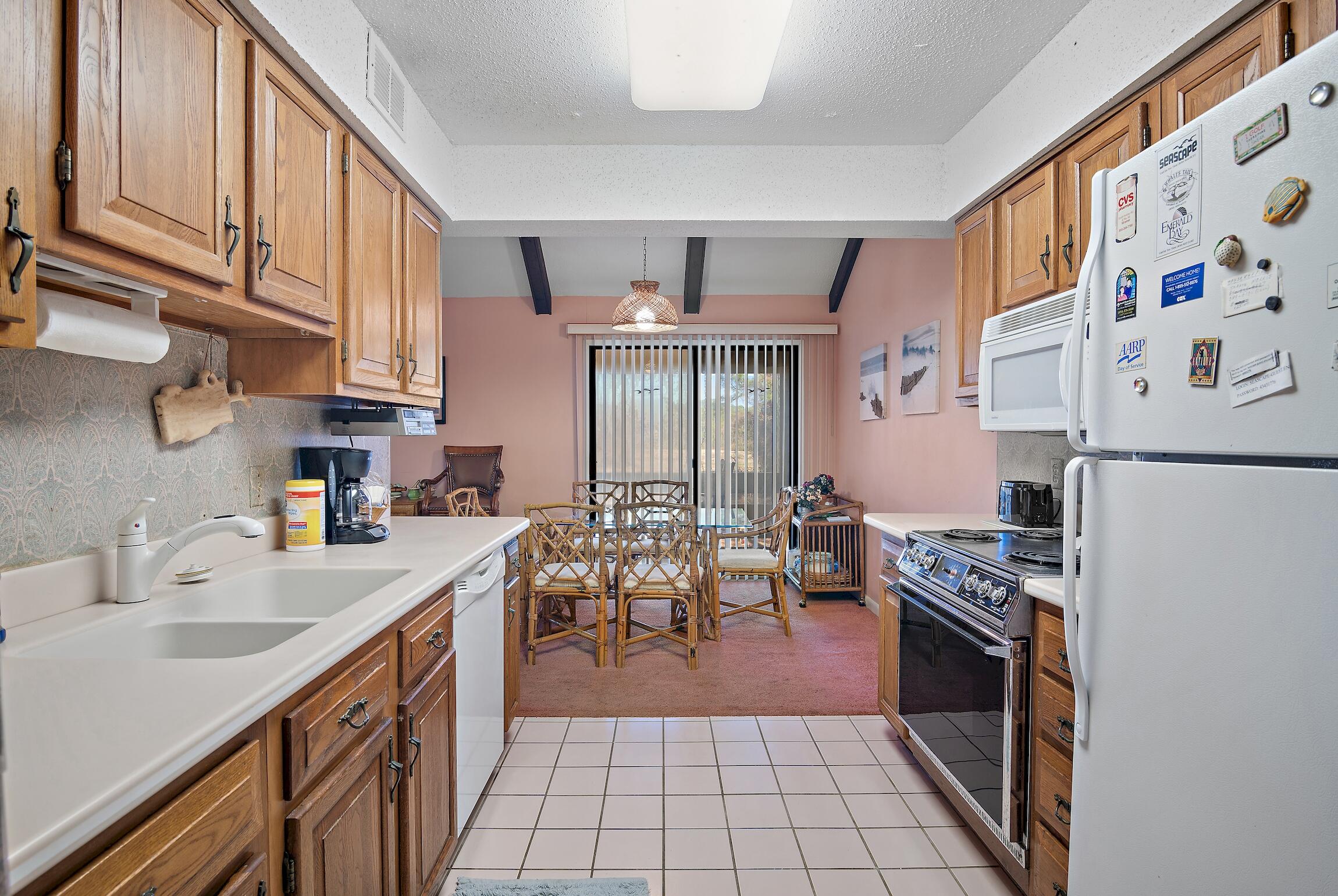 SEASCAPE CONDO FAIRWAYS AT - Residential