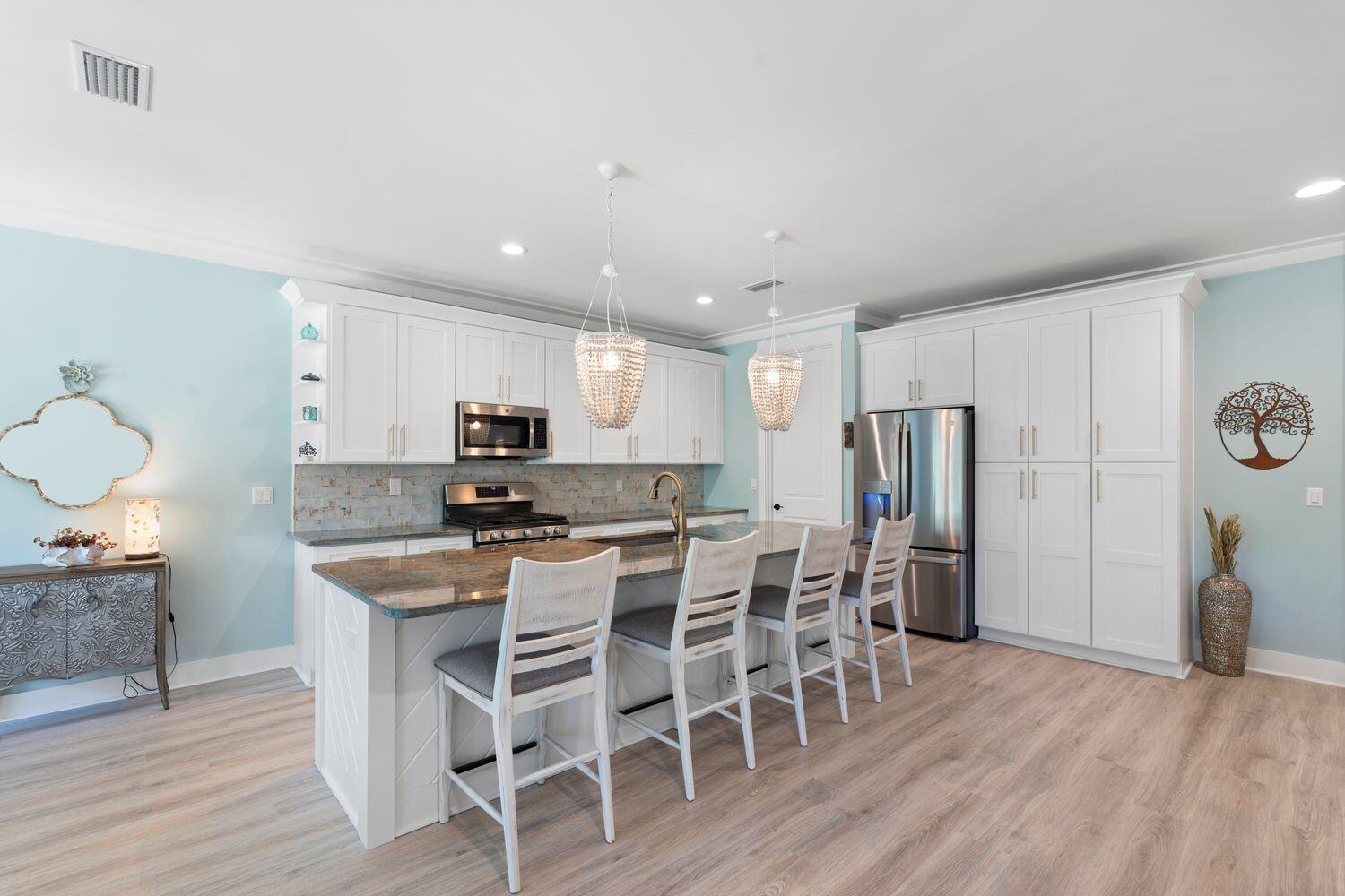 HAMMOCK BAY - Residential