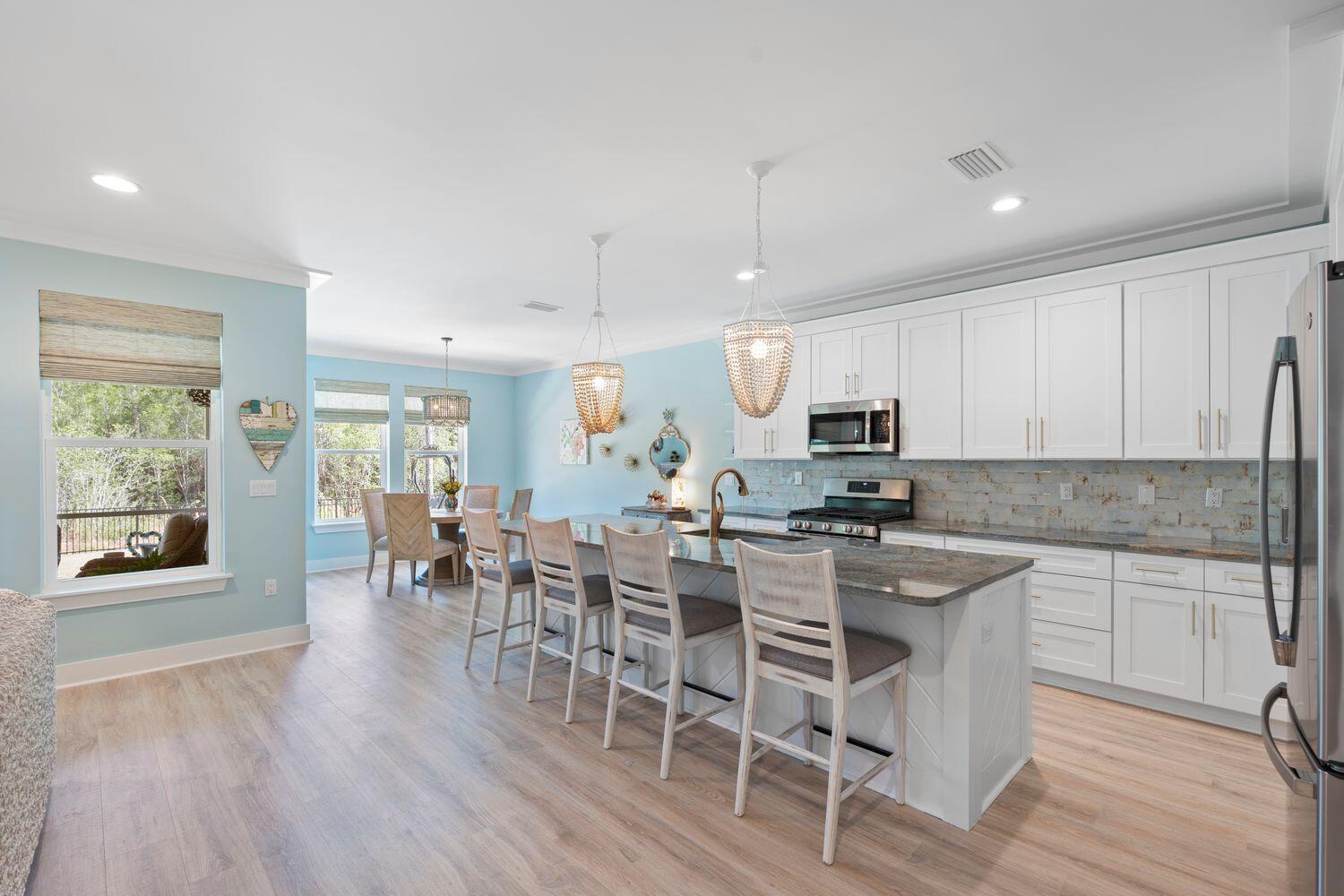 HAMMOCK BAY - Residential