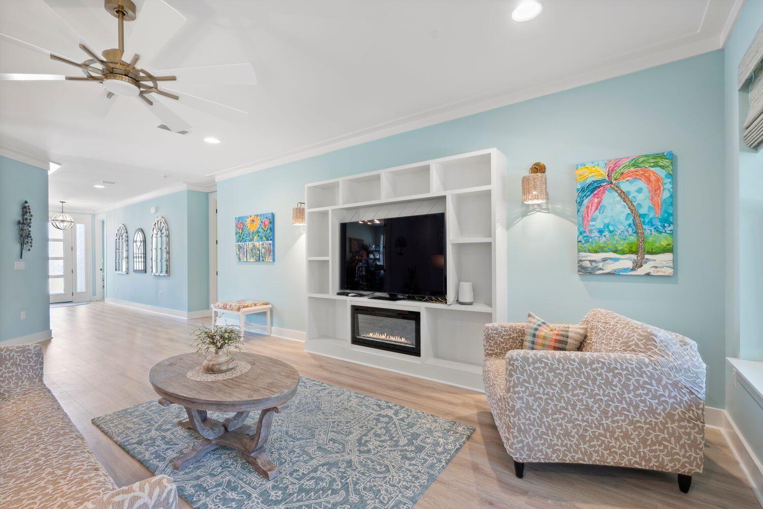 HAMMOCK BAY - Residential