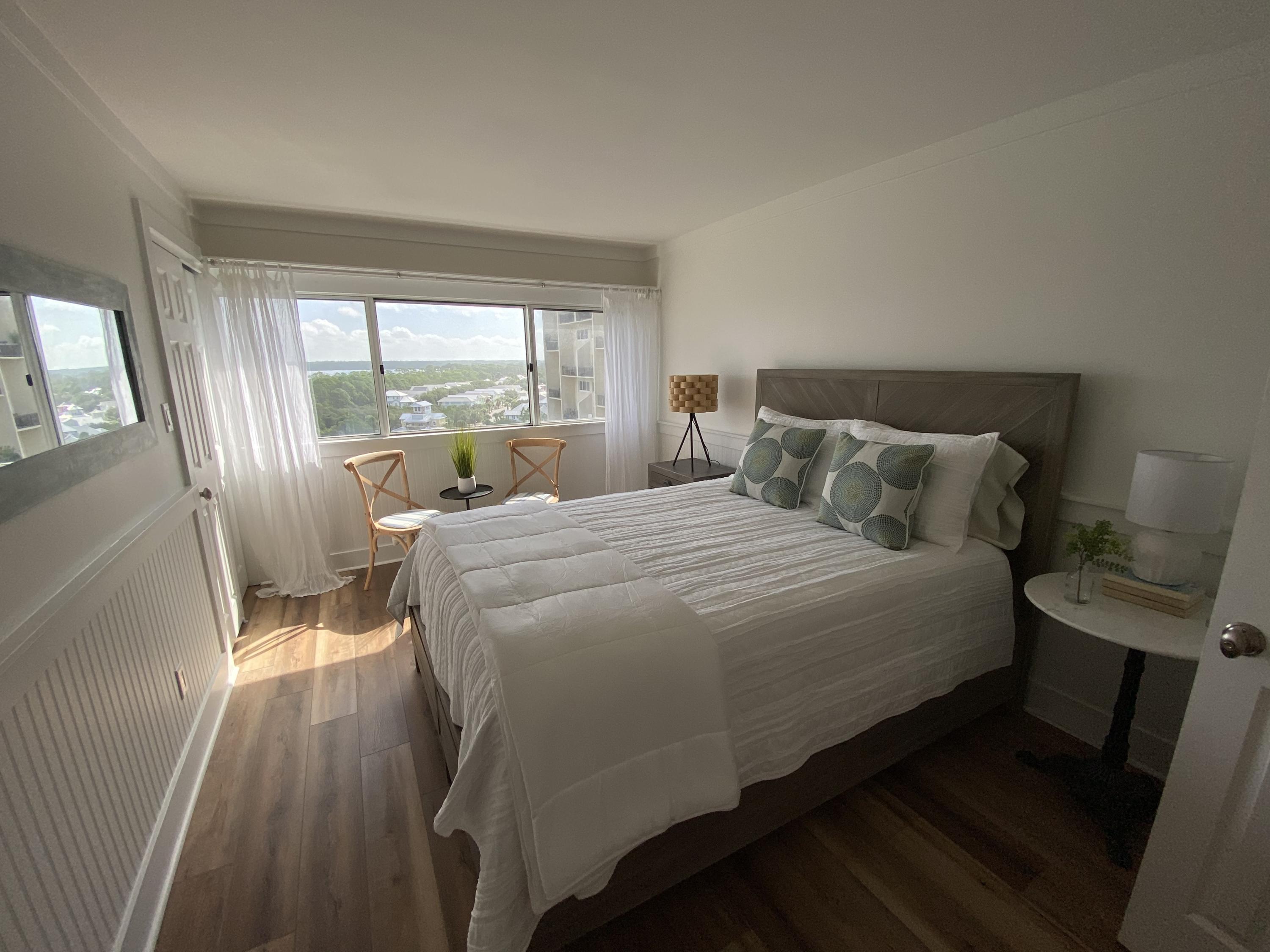 PINNACLE PORT - Residential