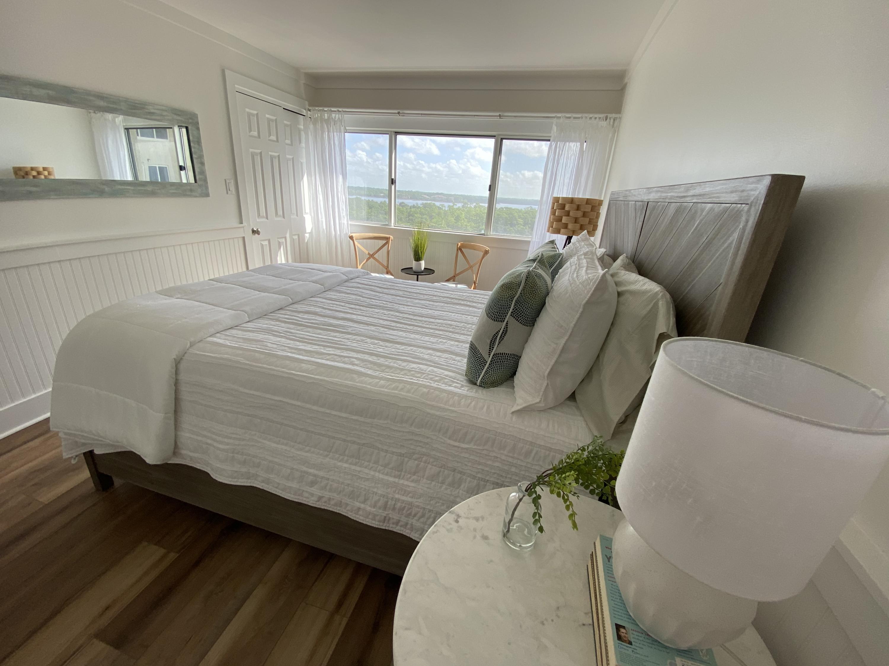 PINNACLE PORT - Residential