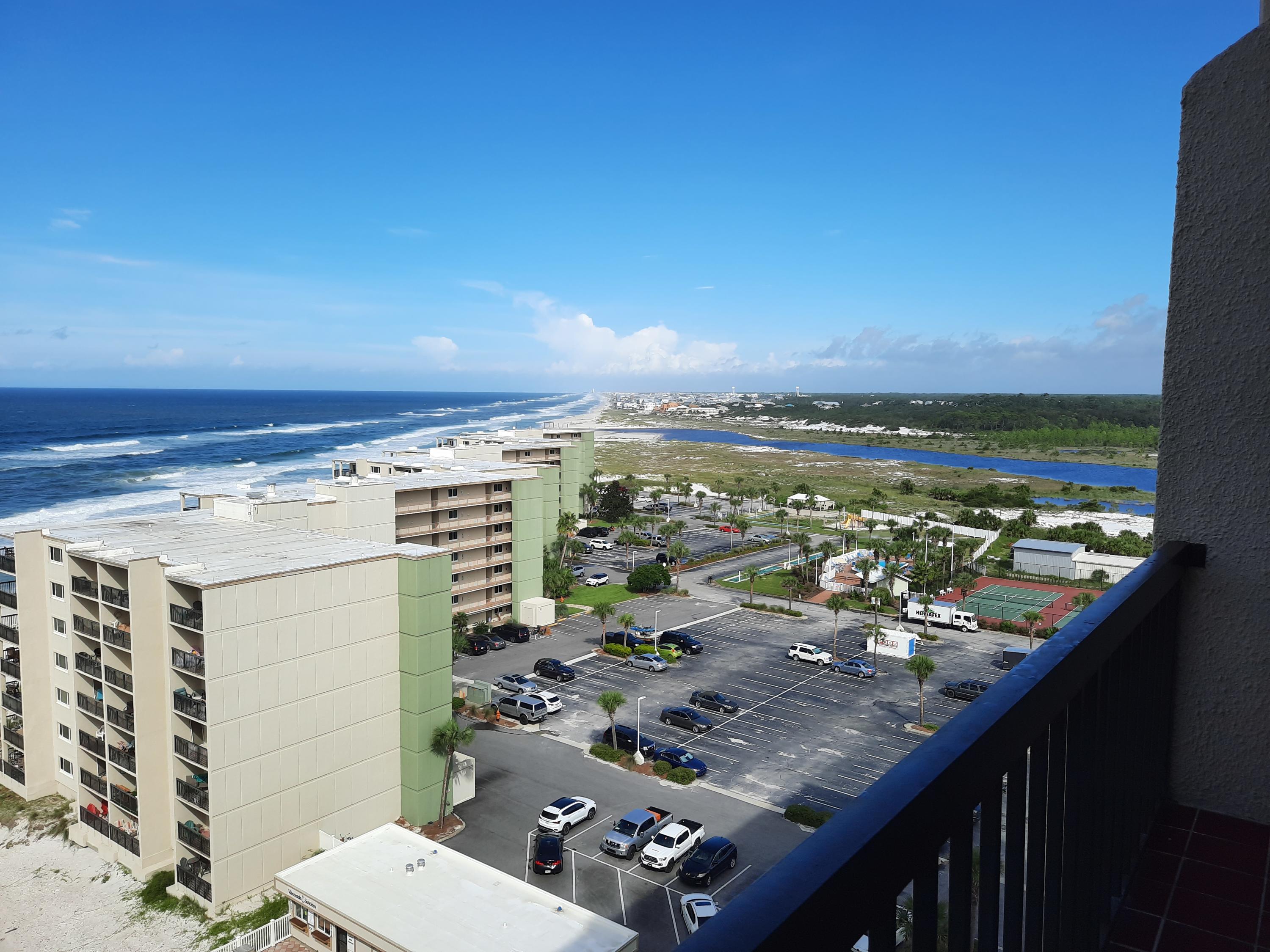 PINNACLE PORT - Residential