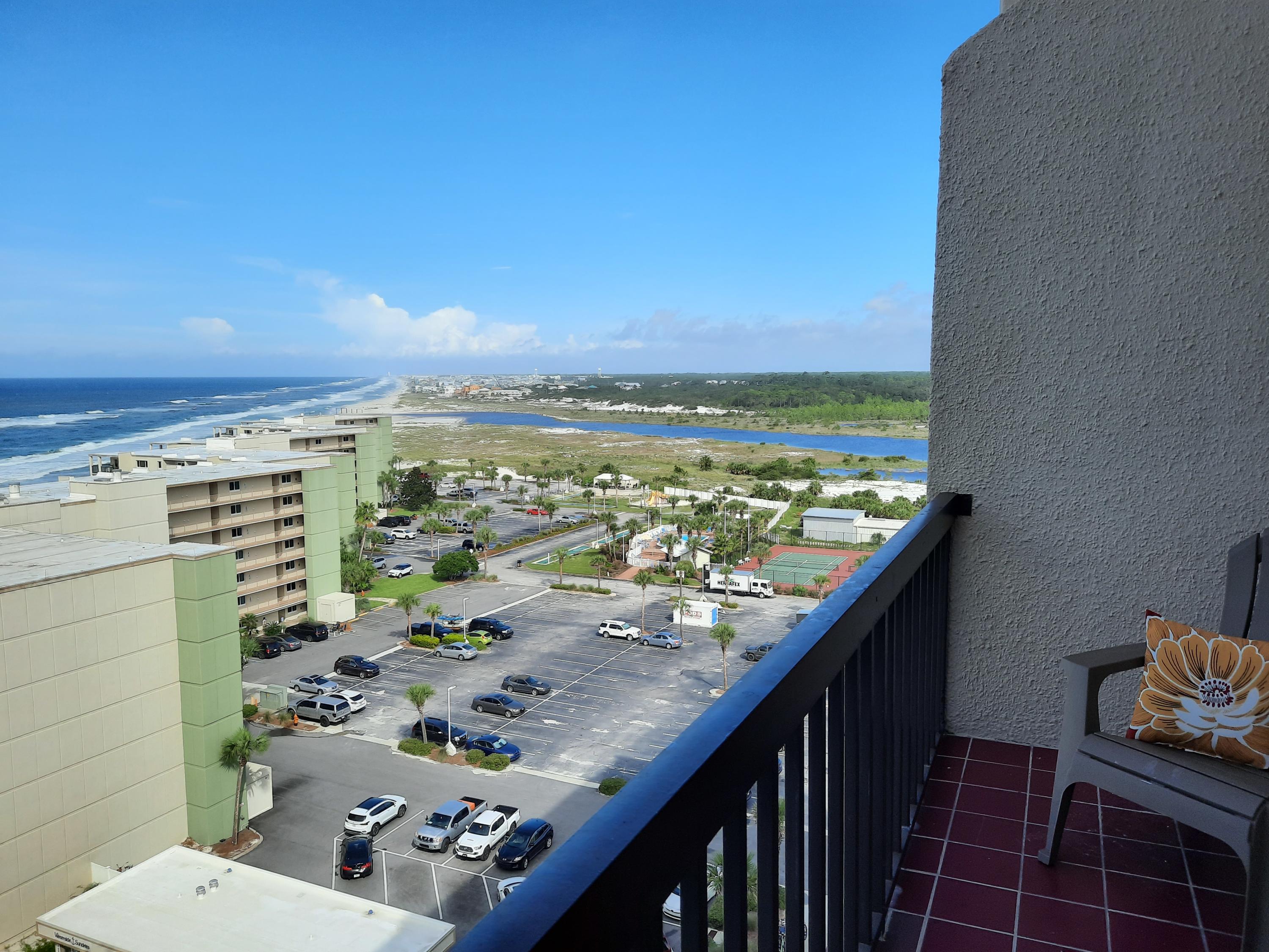 PINNACLE PORT - Residential