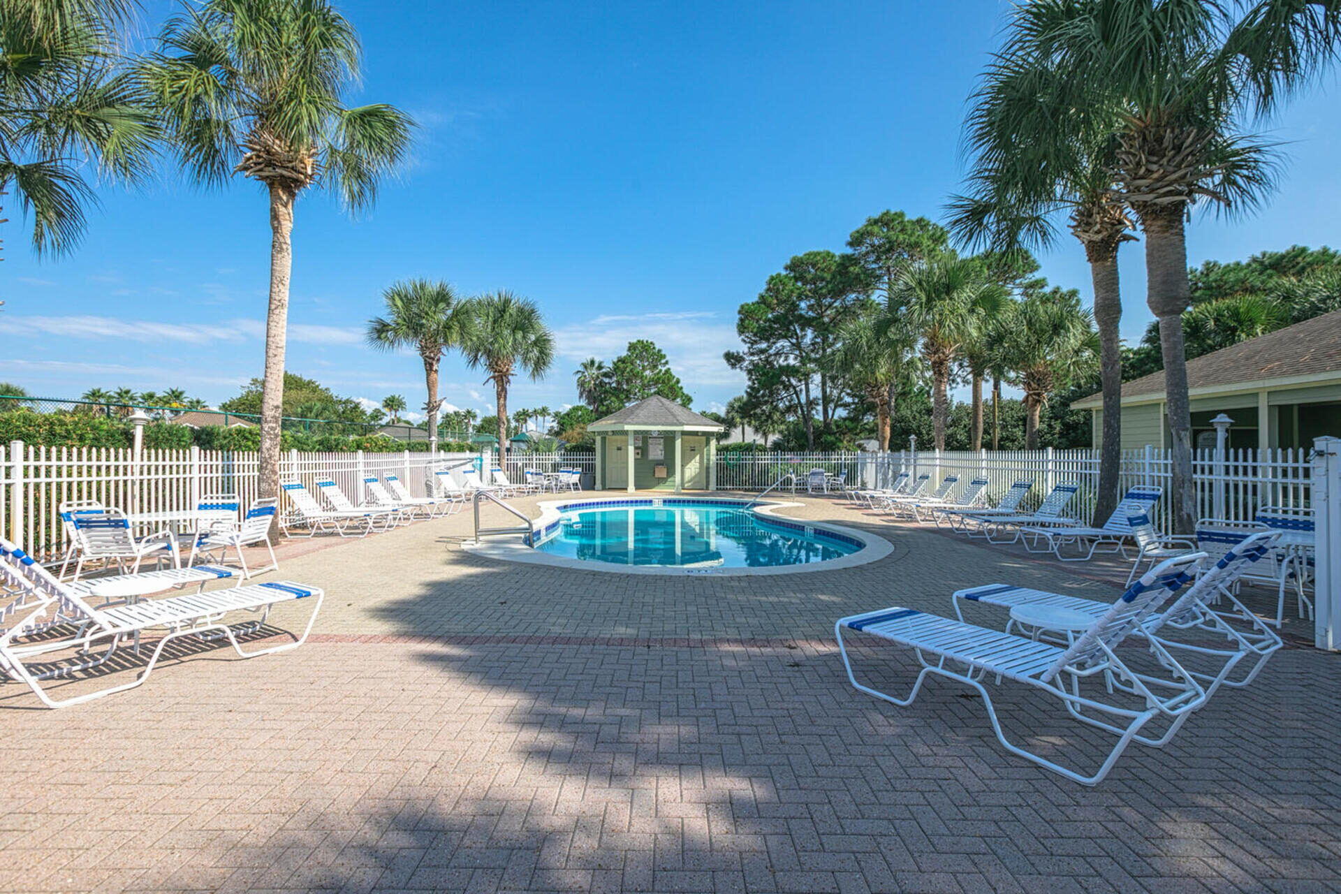 BAYSIDE - Residential