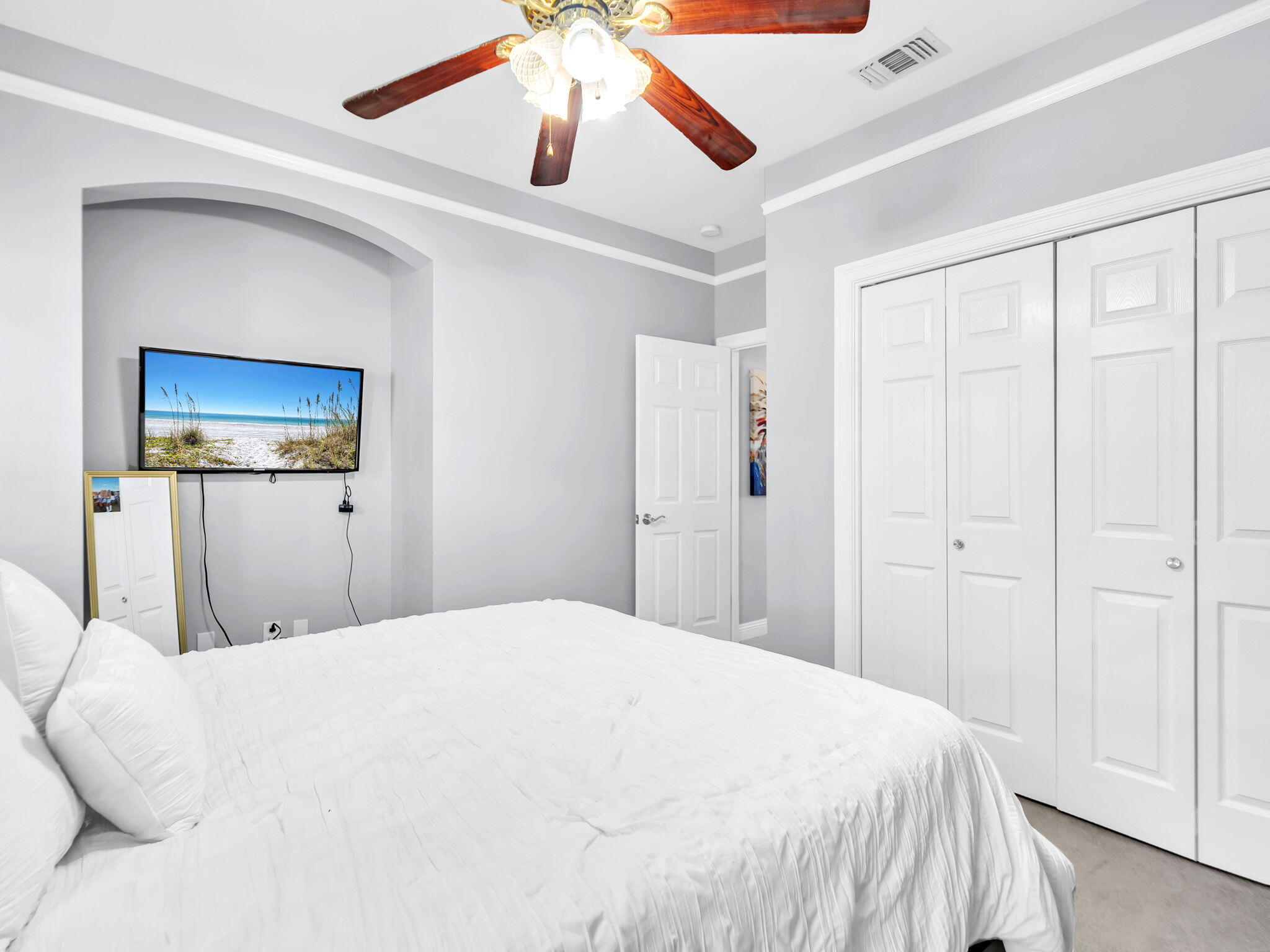 BAYSIDE - Residential