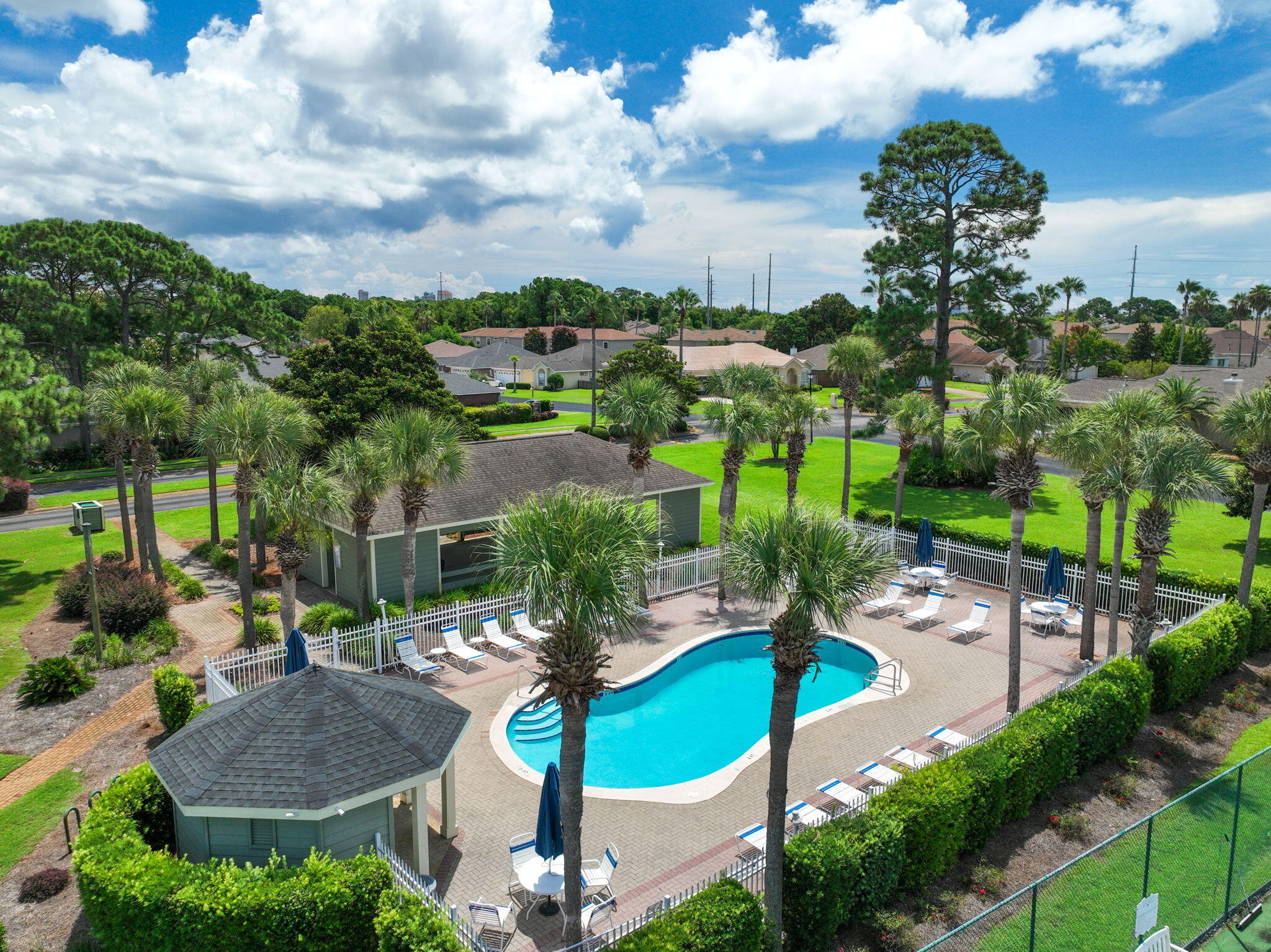 BAYSIDE - Residential