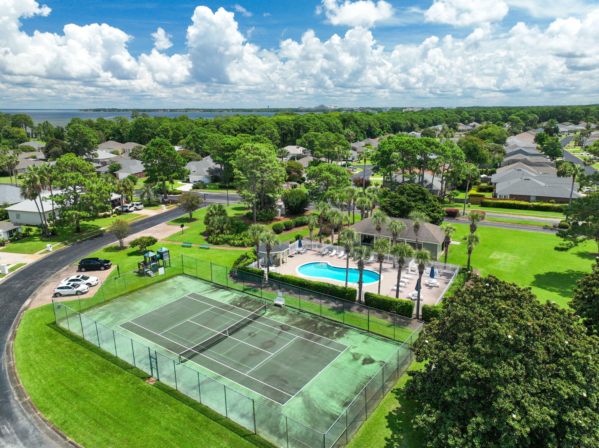 BAYSIDE - Residential