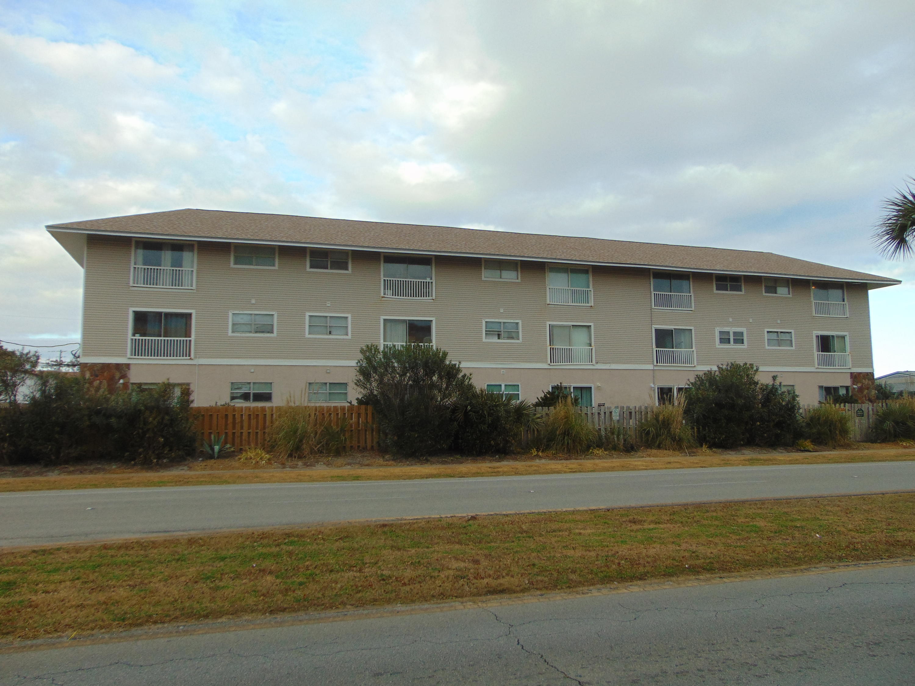 ISLAND GARDENS CONDO - Residential