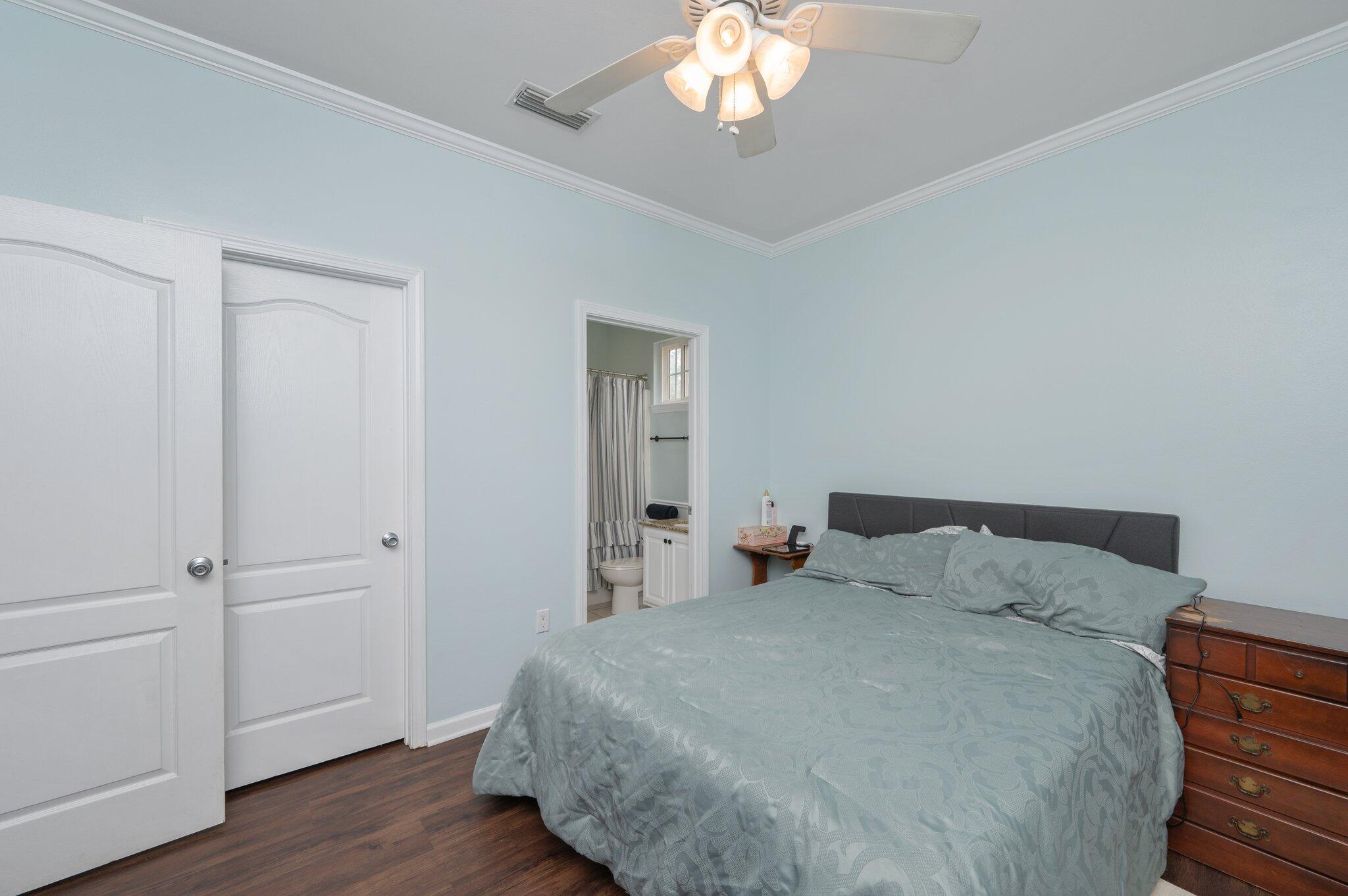 OAKWOOD HILLS UNIT 1 - Residential