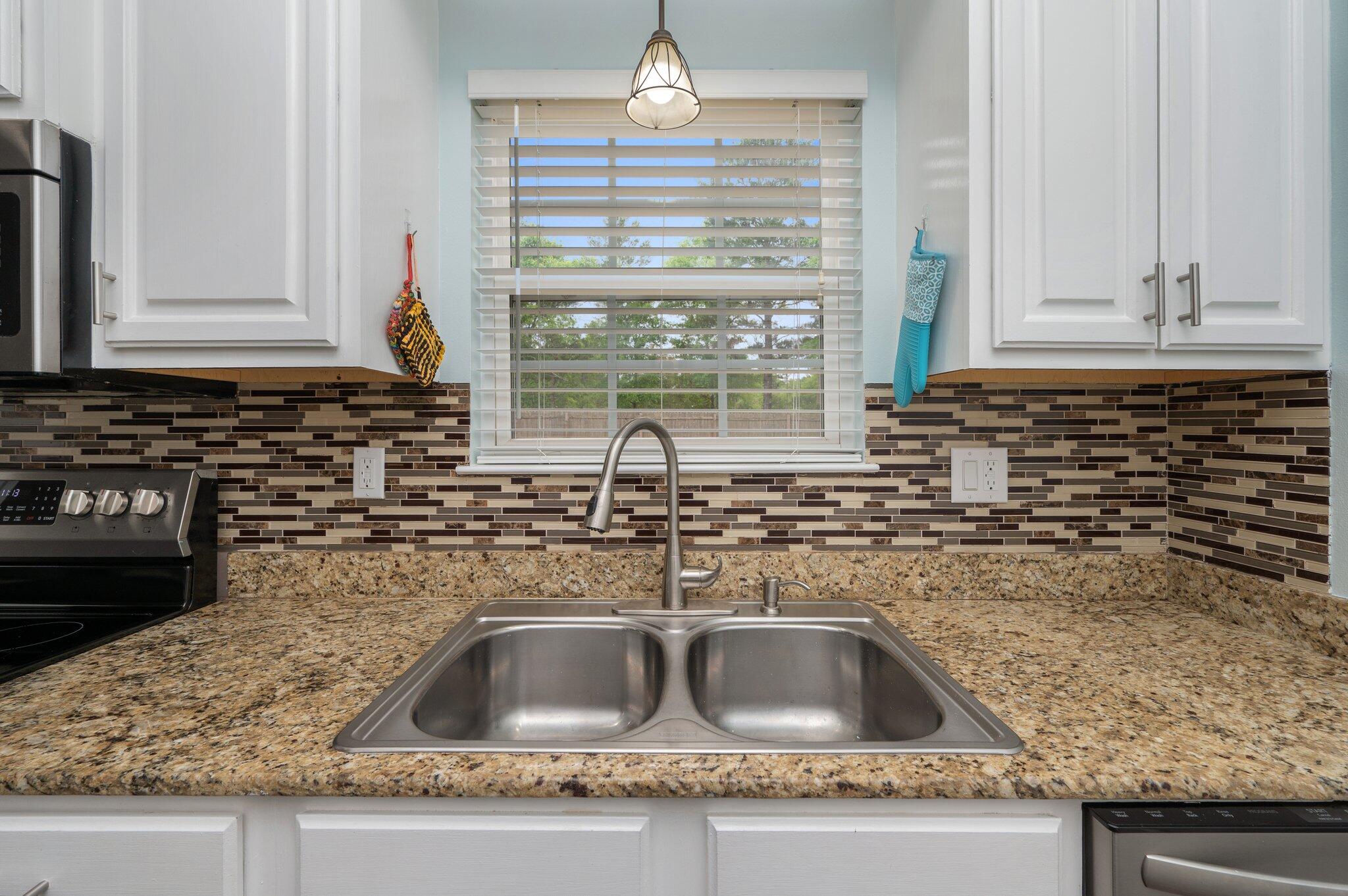 OAKWOOD HILLS UNIT 1 - Residential