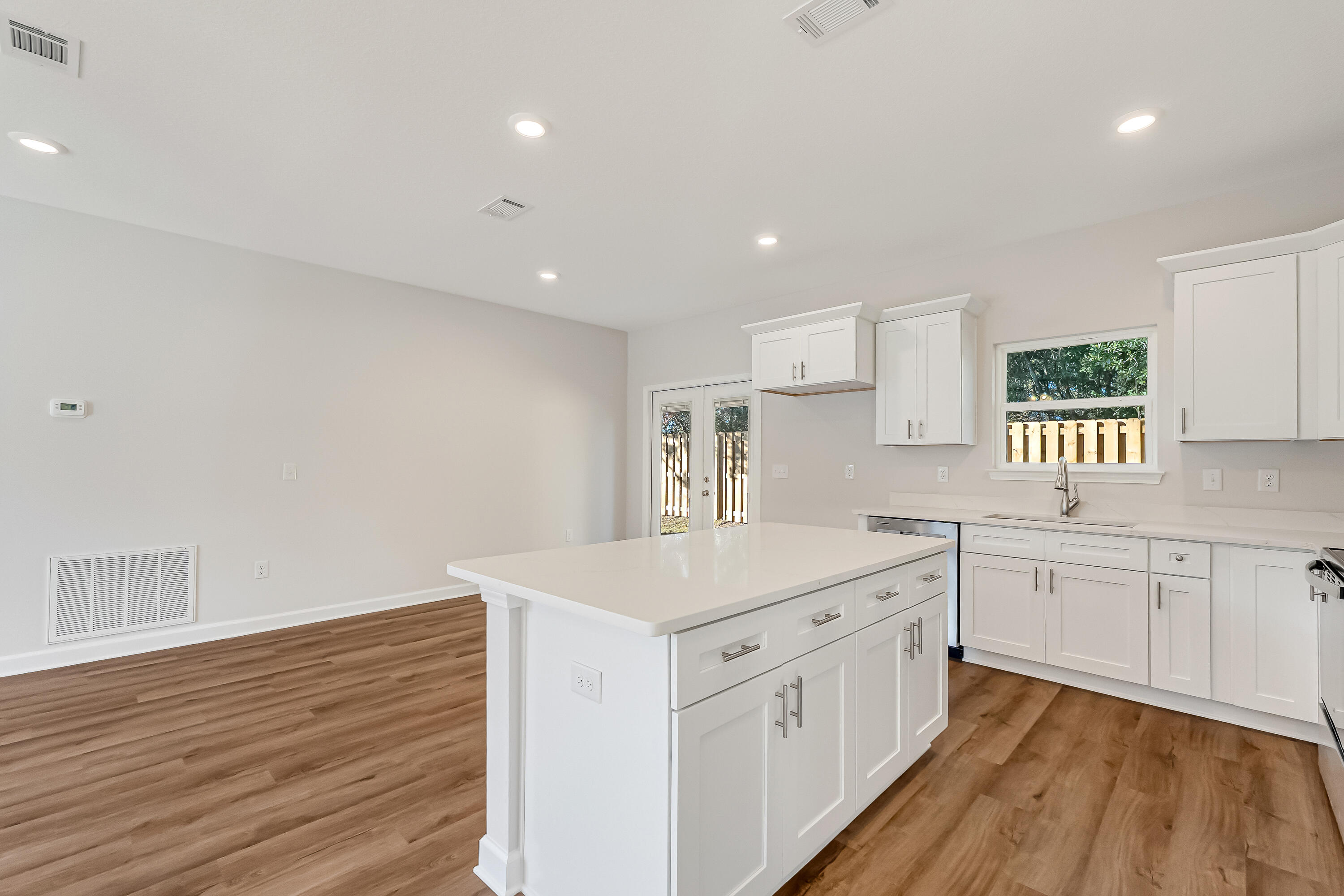 Live Oak Cottages - Residential