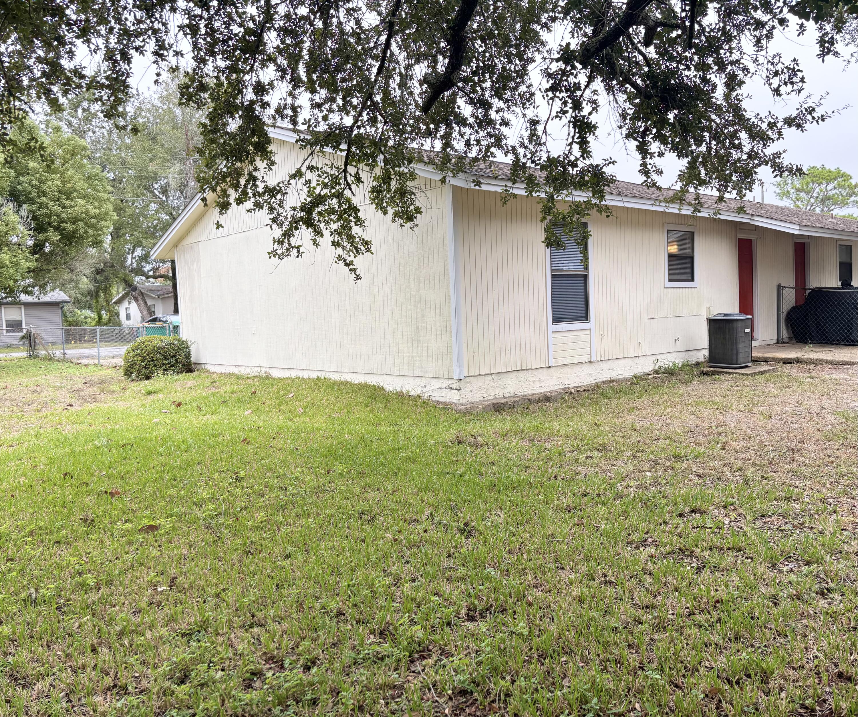 SQUIRREL HAVEN UNREC - Residential Lease