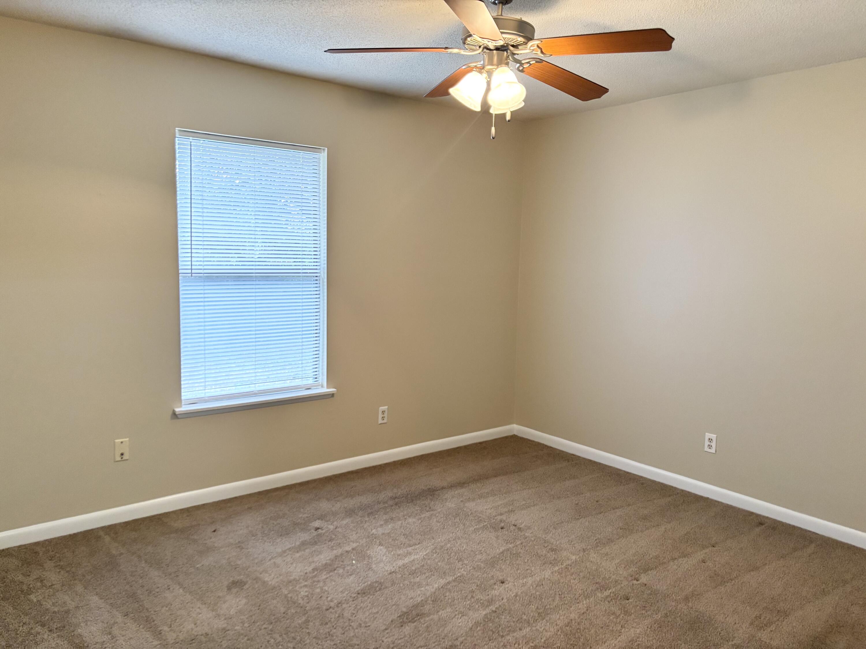 SQUIRREL HAVEN UNREC - Residential Lease