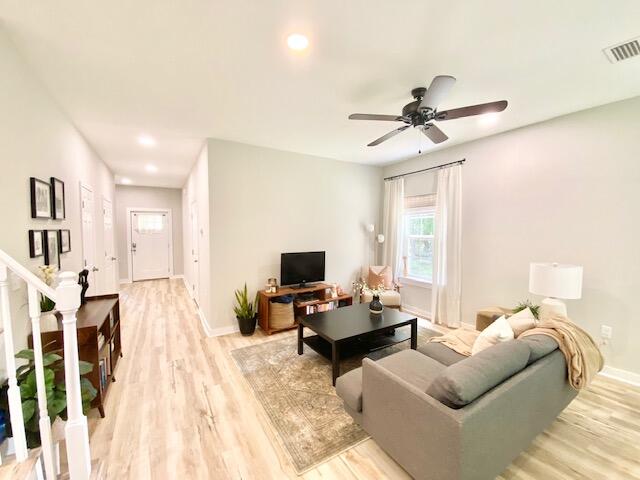 FREEPORT TOWN OF - Residential Lease