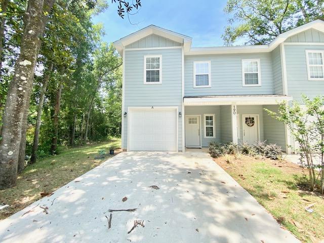 ***Available Now***This Beautiful 3BR/2.5BA duplex unit in the heart of Freeport! This GORGEOUS home features LVP flooring throughout, open concept living room/kitchen with island. Spacious bedrooms located upstairs with closet space and lots of natural lighting. Also including an attached 1 car garage. This home is just minutes from the Emerald Coast! **All pets are registered via pet screening, and all assistance animals are verified through the same screening process.**
**Carpet cleaning (if applicable) & Admin Fee charged **
Tenant to verify all data. Please contact Sound Choice Real Estate to schedule a showing- 850-389-8533.
***Approval is based on several factors as follows***
- Rental History and Verification
- Employment History and Verification
- Credit History
- Criminal Background & Terrorist Database Check
- Pet Verification