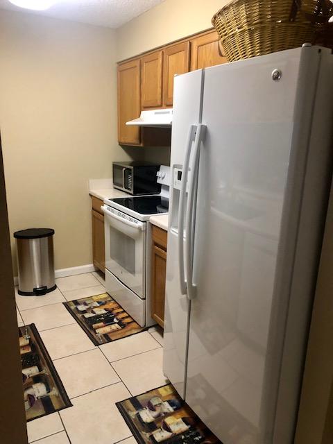 POINTE OF VIEW - Residential