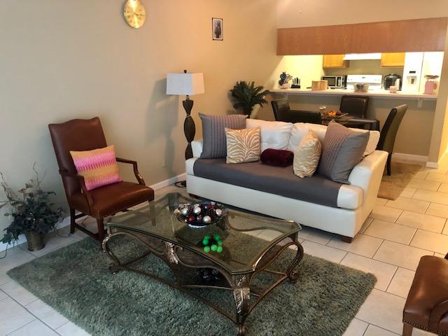 POINTE OF VIEW - Residential