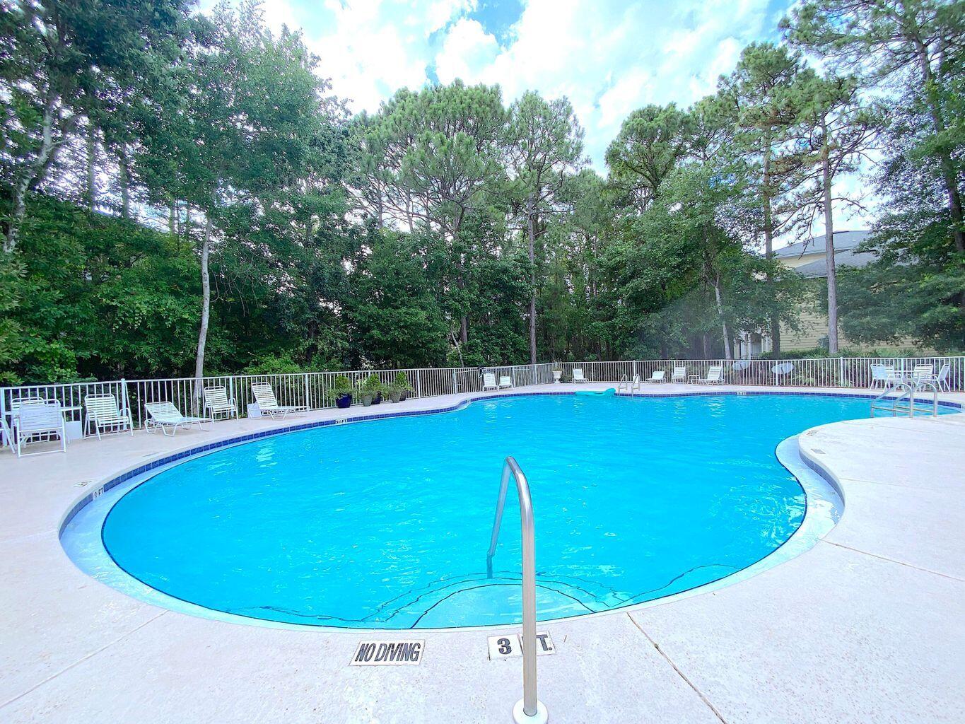 POINTE OF VIEW - Residential