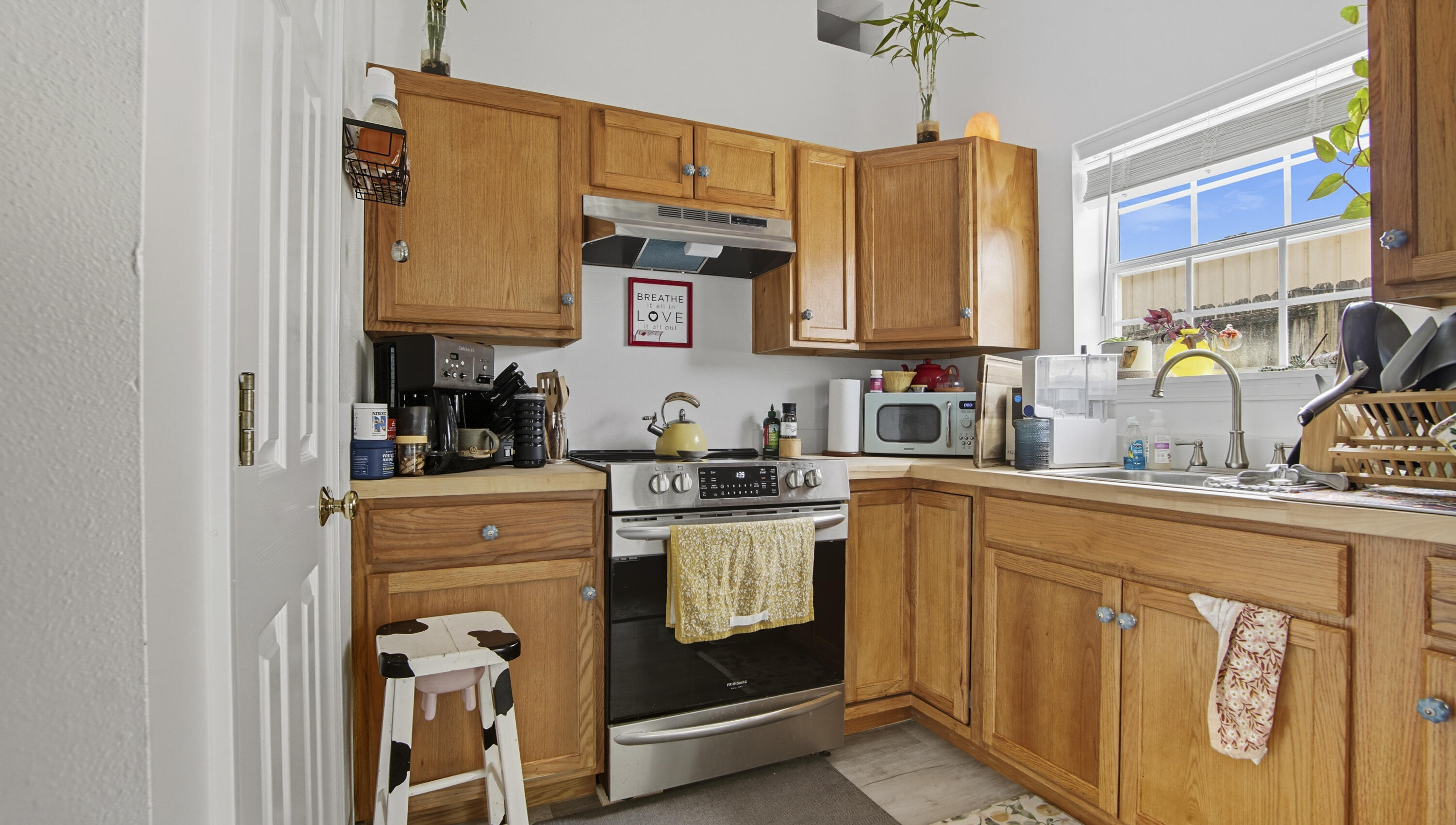 GRAYTON BEACH VILLAGE SQUARE - Residential