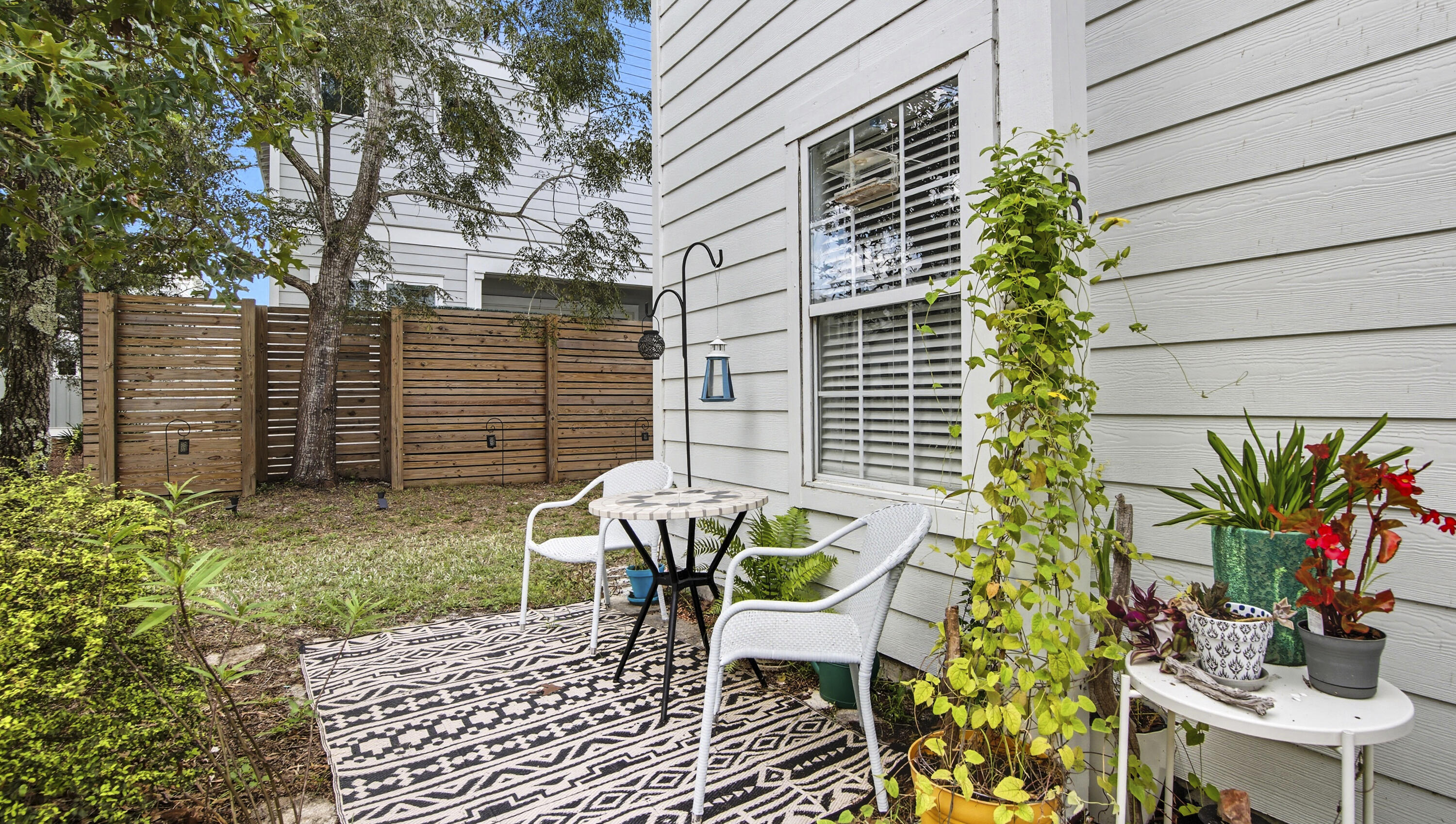 GRAYTON BEACH VILLAGE SQUARE - Residential