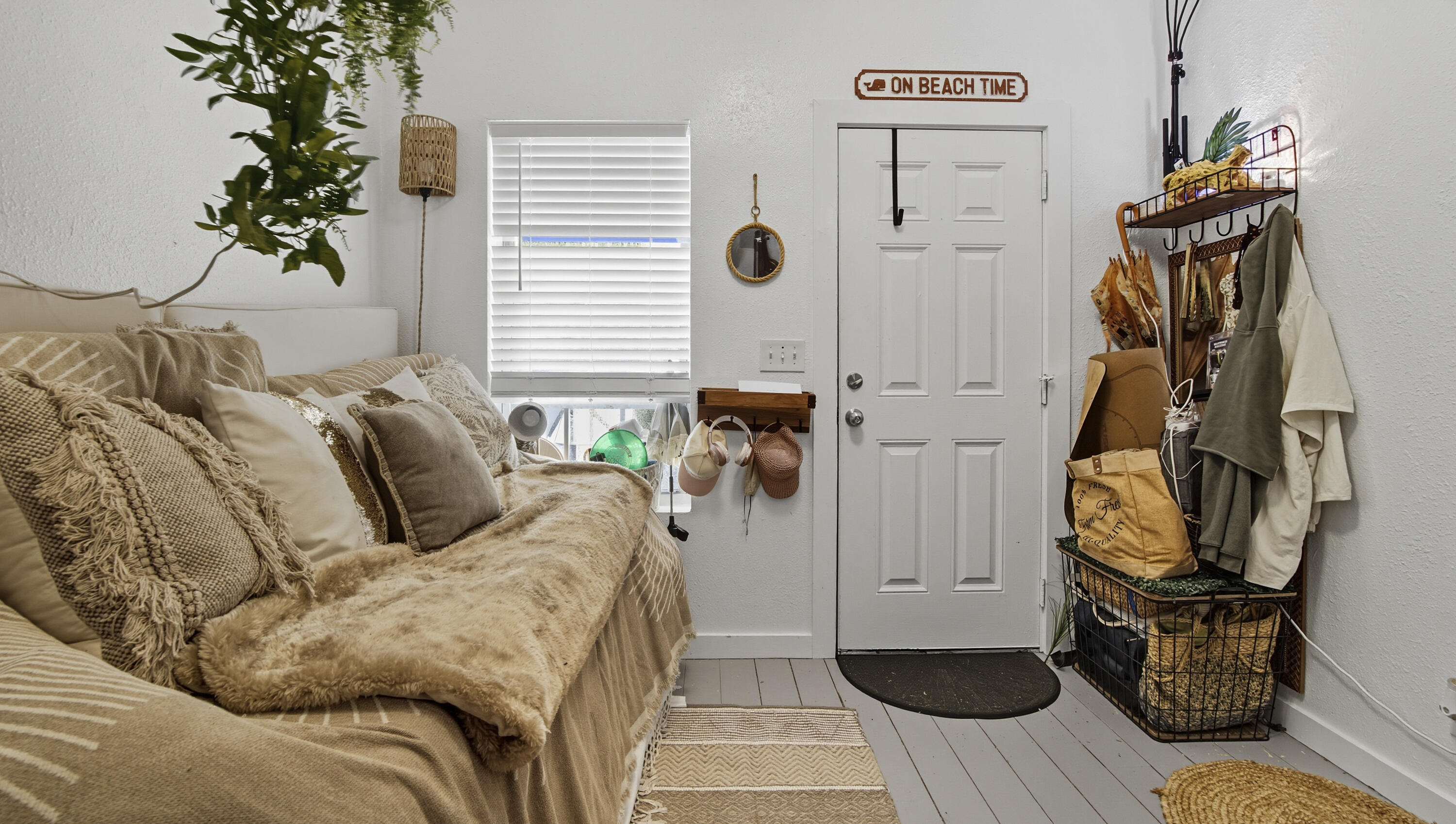 GRAYTON BEACH VILLAGE SQUARE - Residential