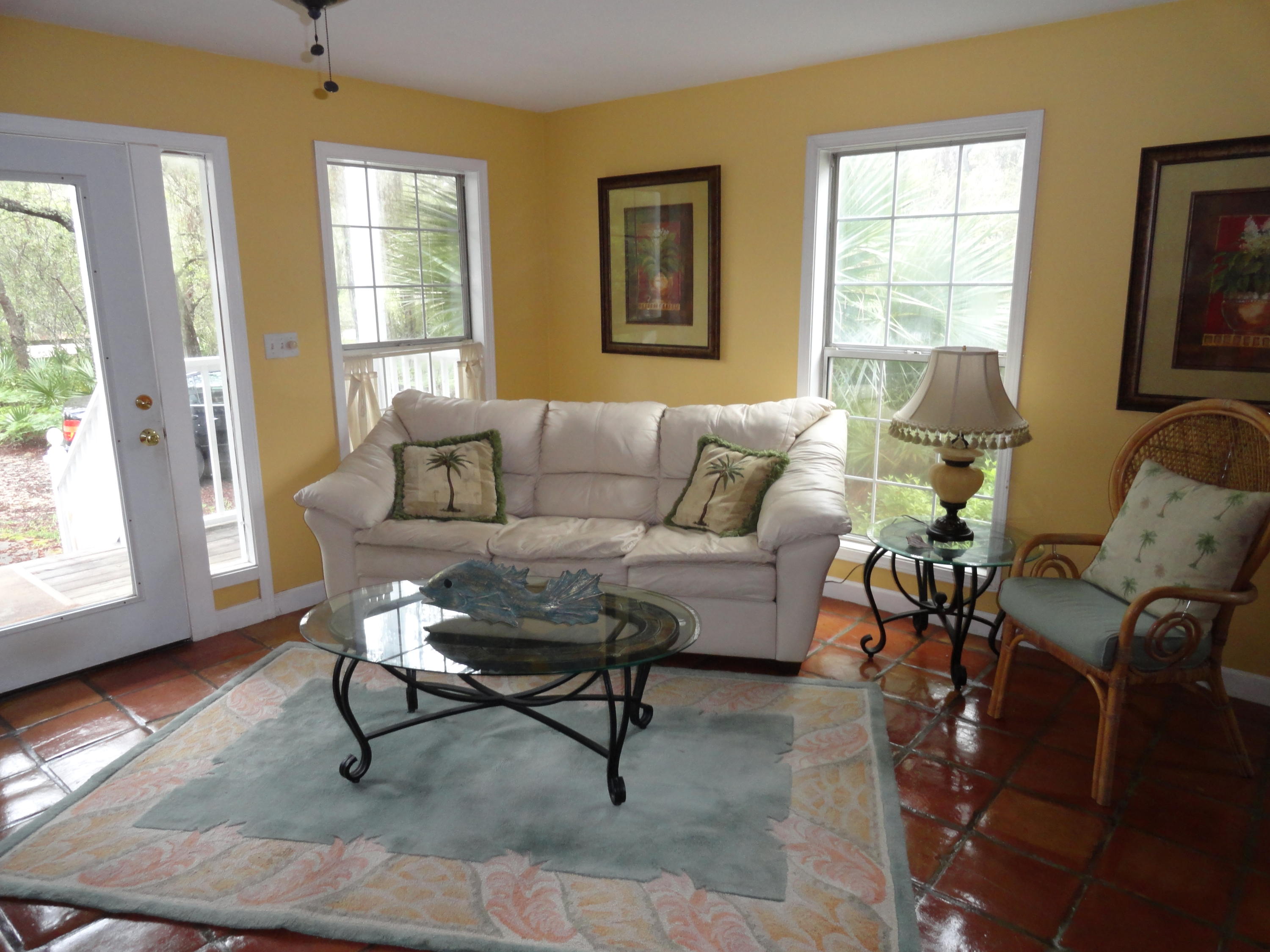 BAY PINE SHORES - Residential