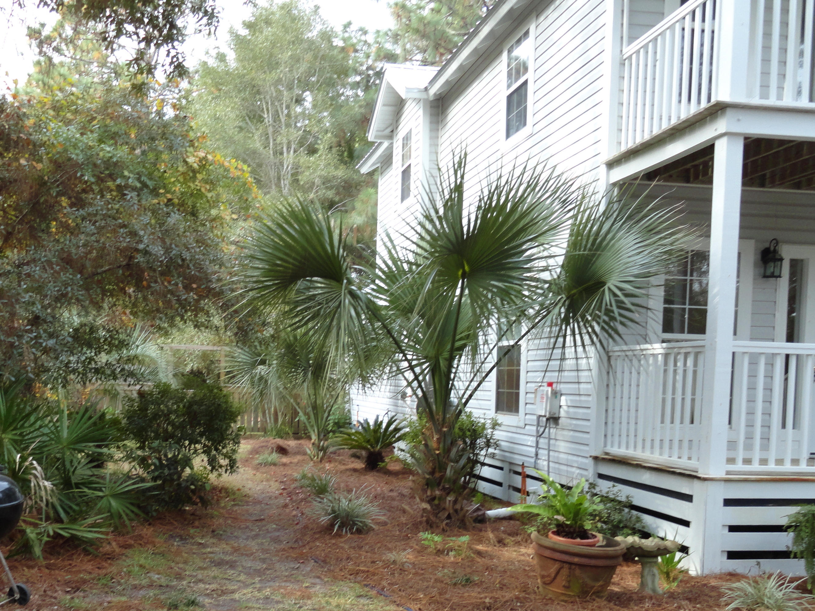 BAY PINE SHORES - Residential