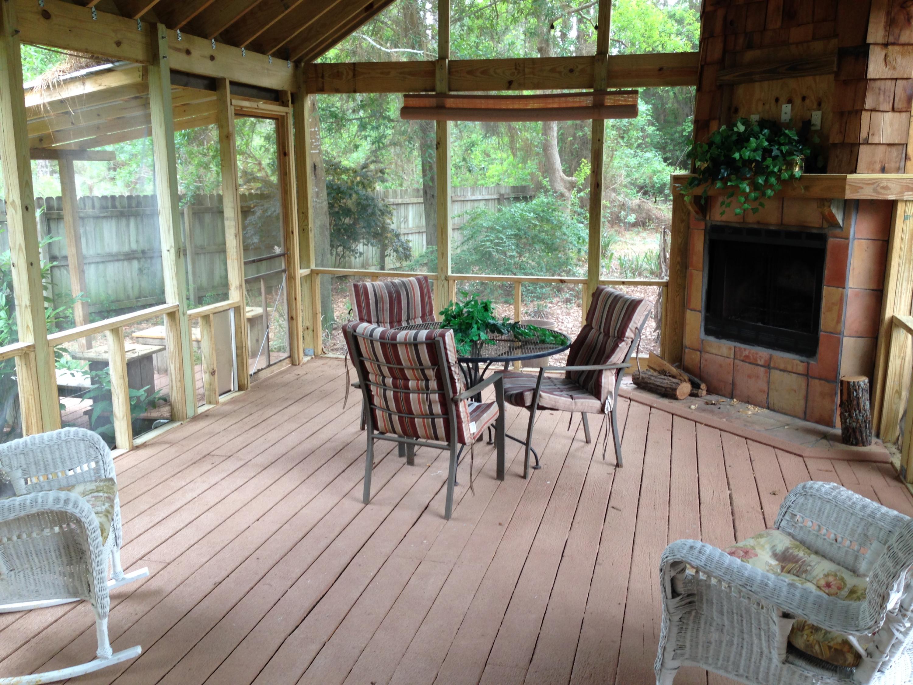 BAY PINE SHORES - Residential