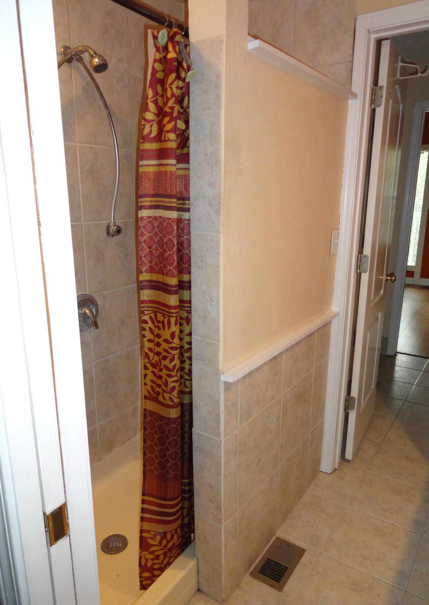 BAY PINE SHORES - Residential