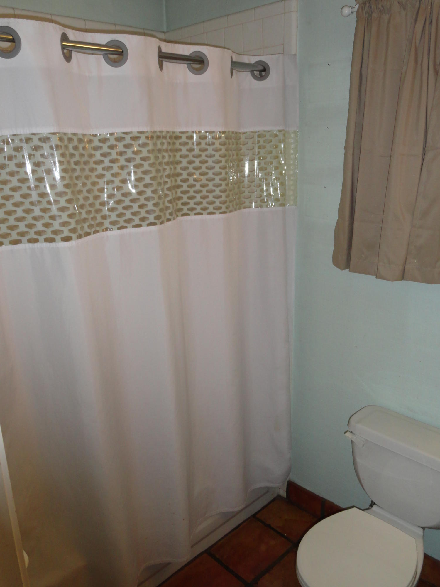 BAY PINE SHORES - Residential