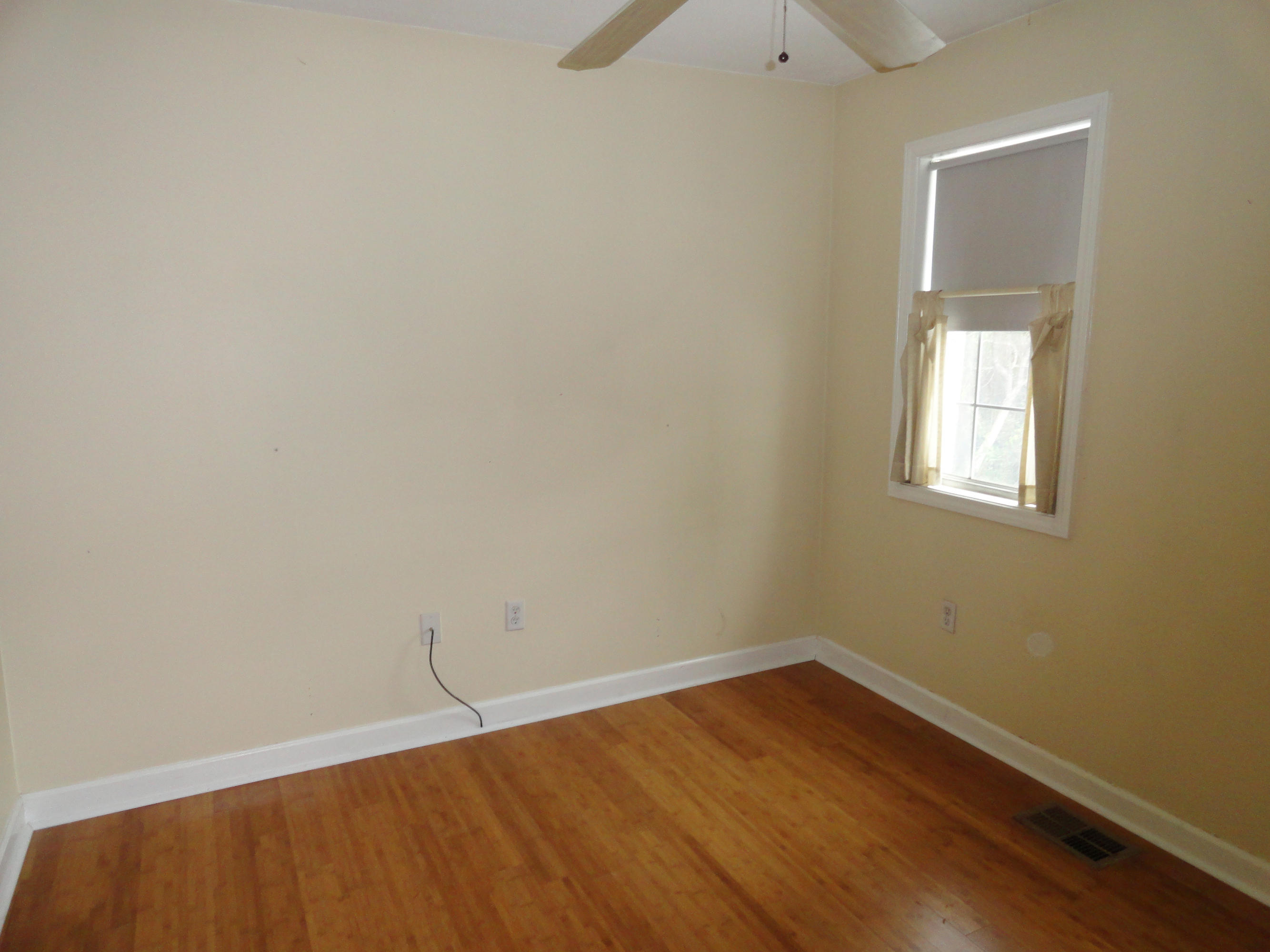 BAY PINE SHORES - Residential