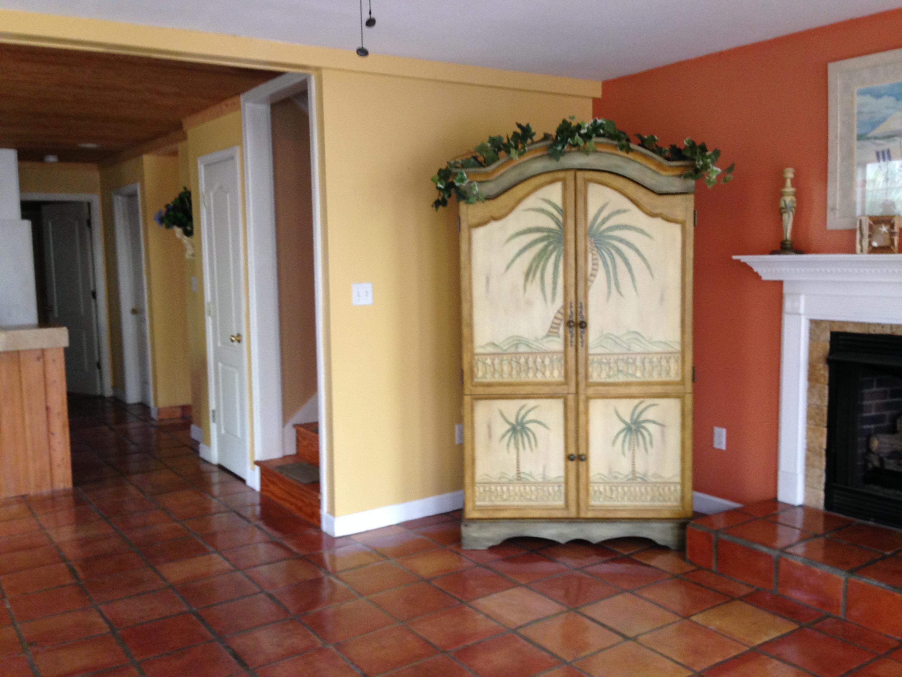 BAY PINE SHORES - Residential