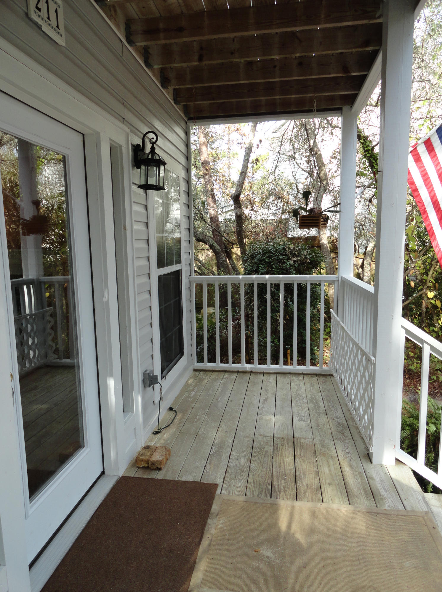 BAY PINE SHORES - Residential