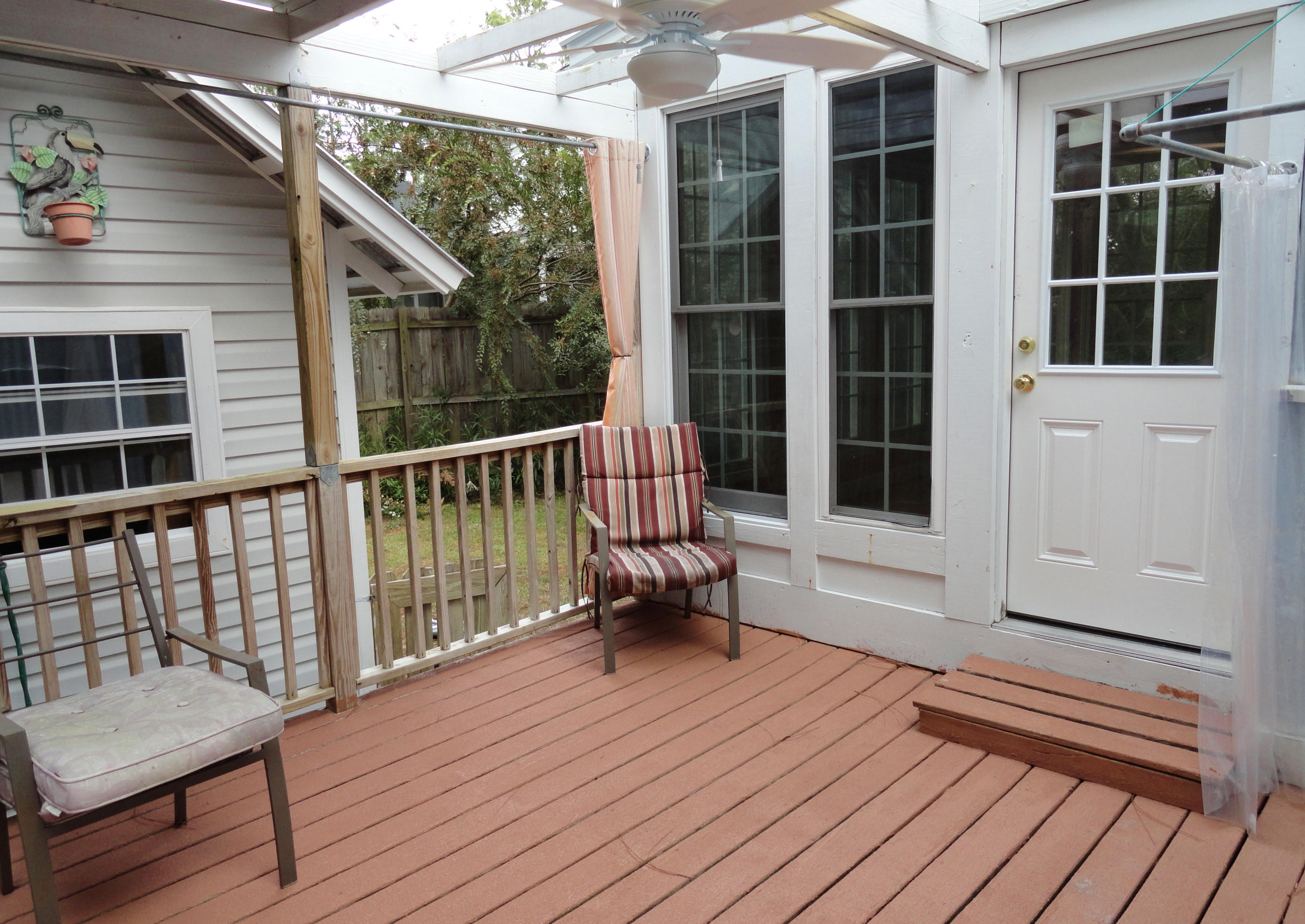 BAY PINE SHORES - Residential