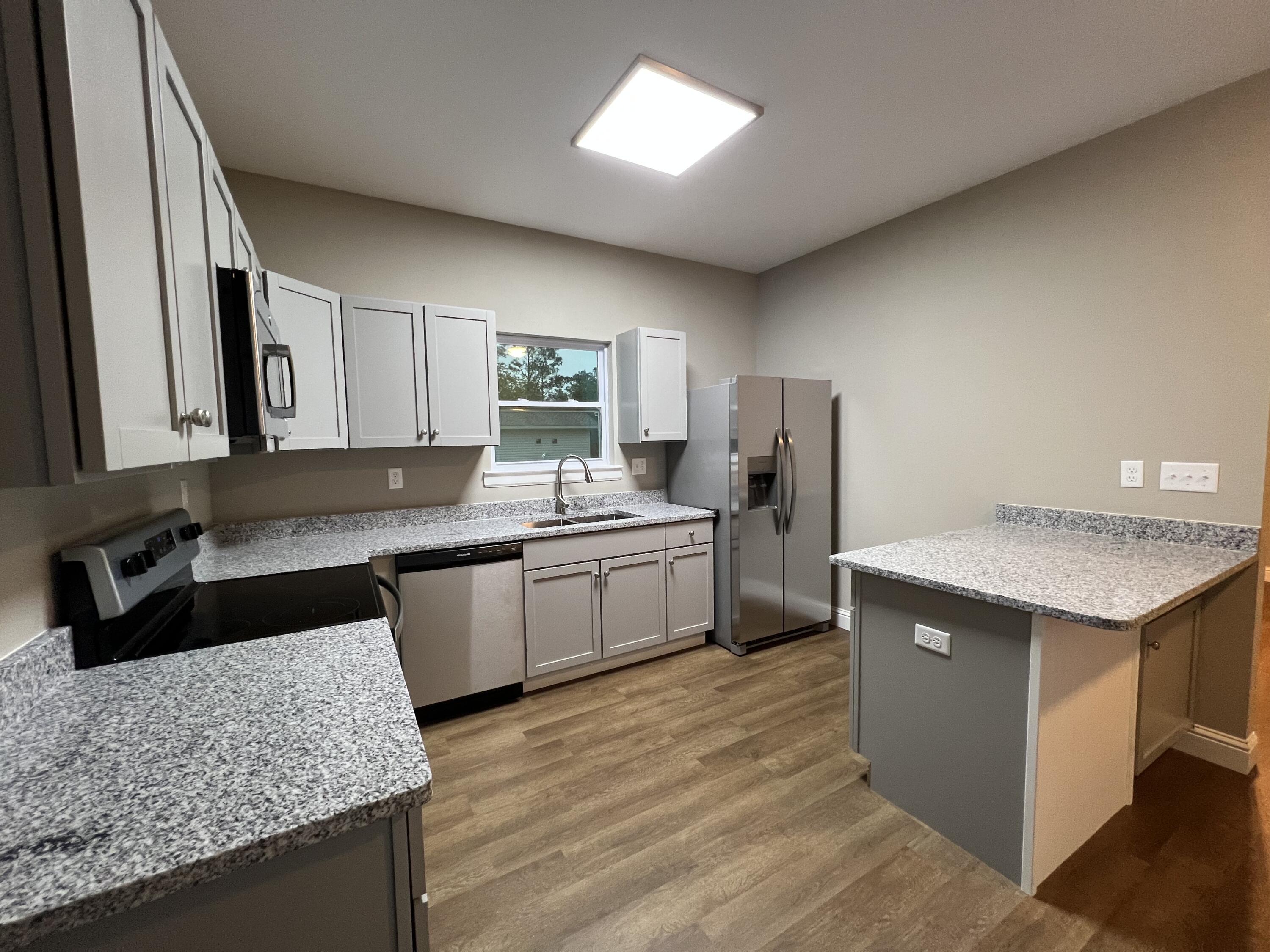 OAKWOOD HILL - Residential