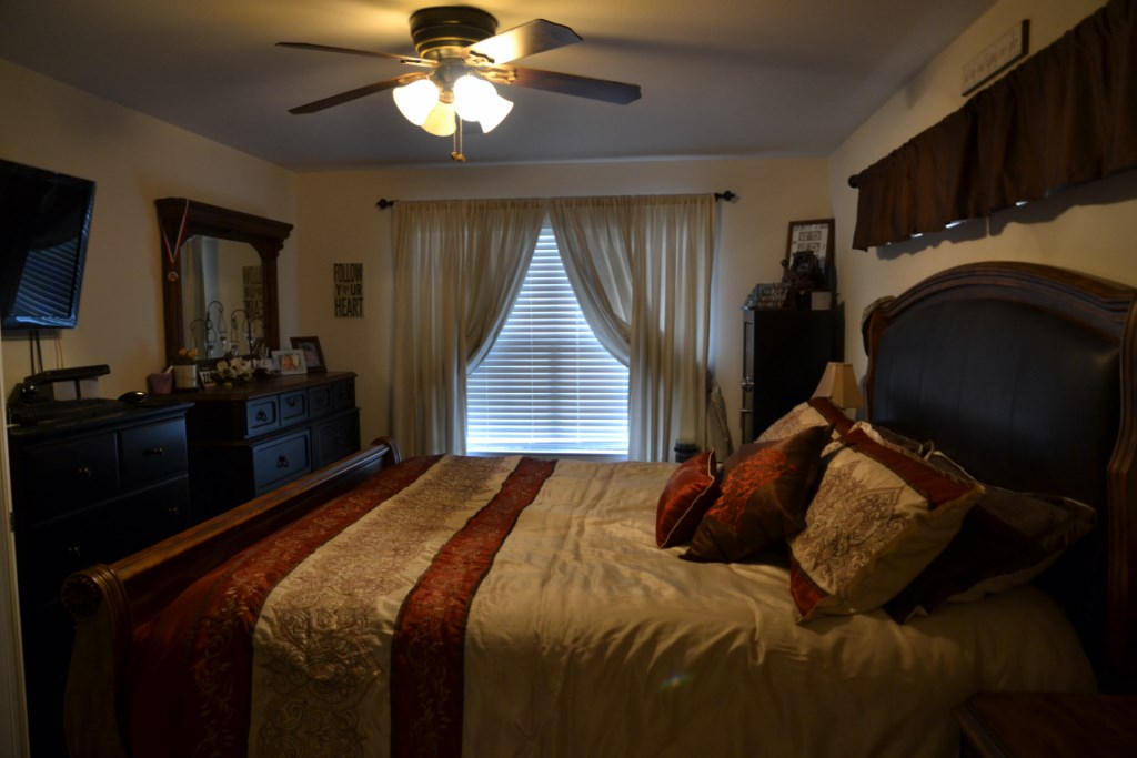 PINEY WOODS EST - Residential