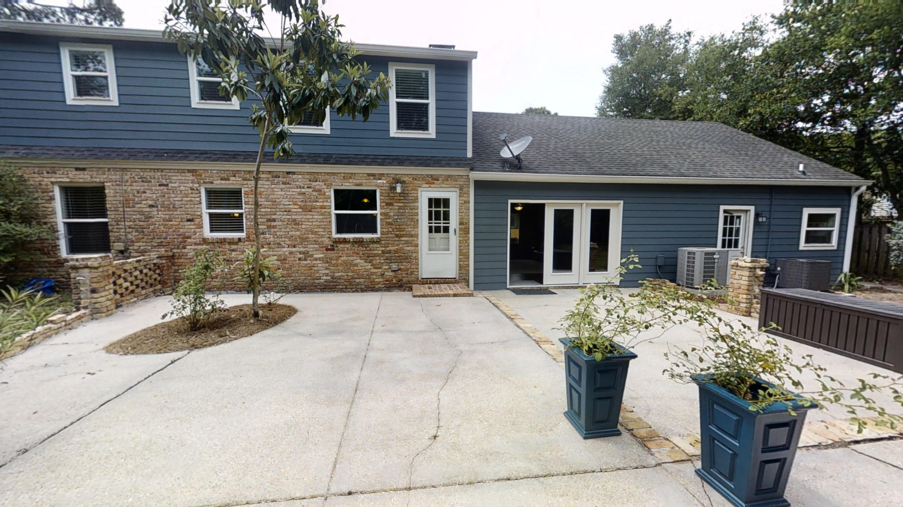 BLANDFORD PLACE - Residential