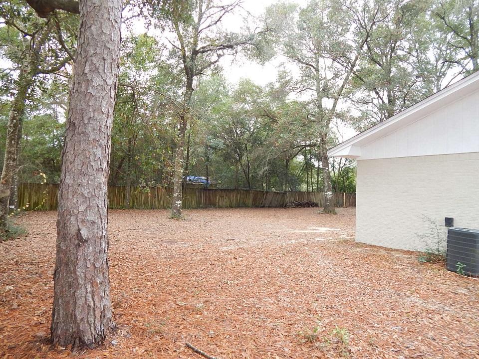 COUNTRY OAKS EST - Residential